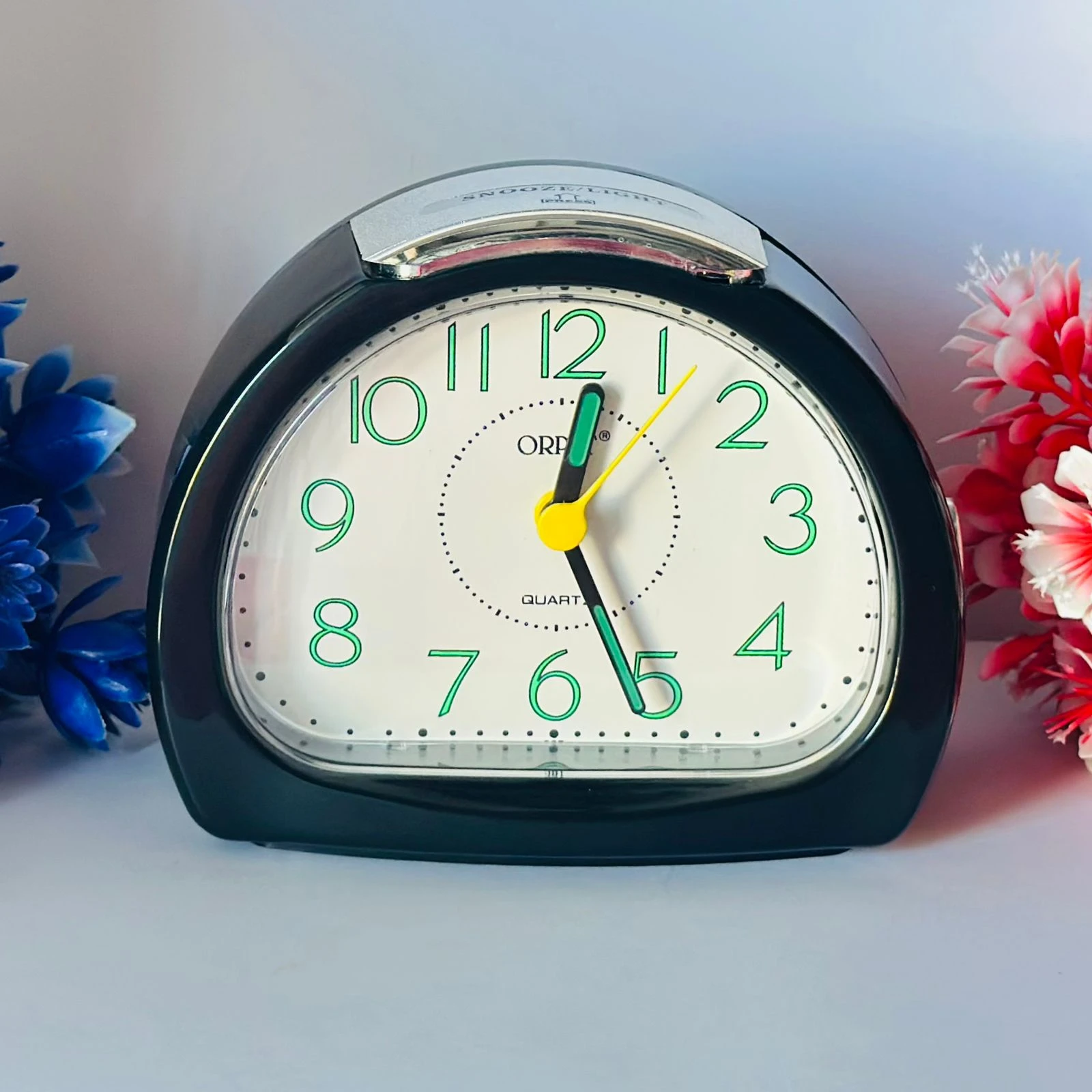 Plastic Beep Table Alarm Clock