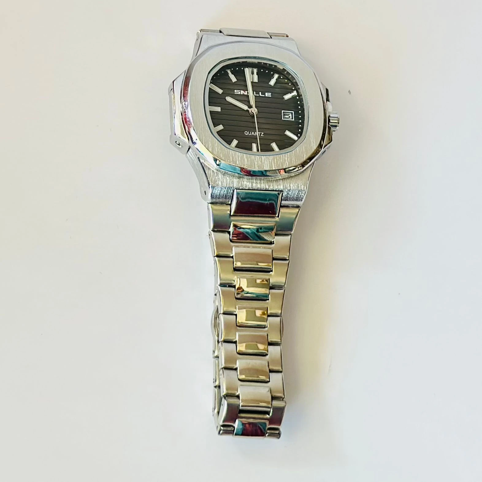 Snilles stylish mens metal chain watch