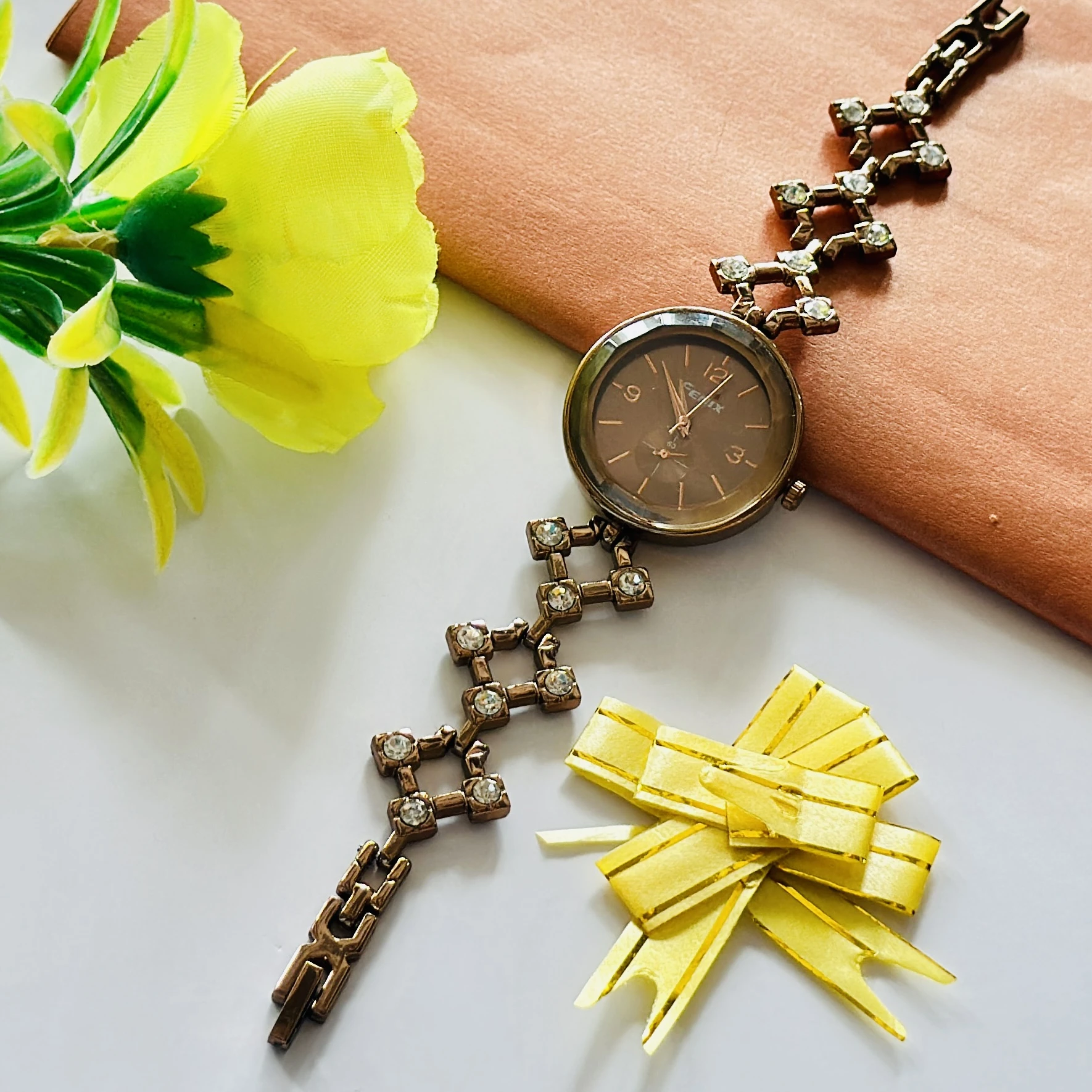 Brown bracelet-style women's watch