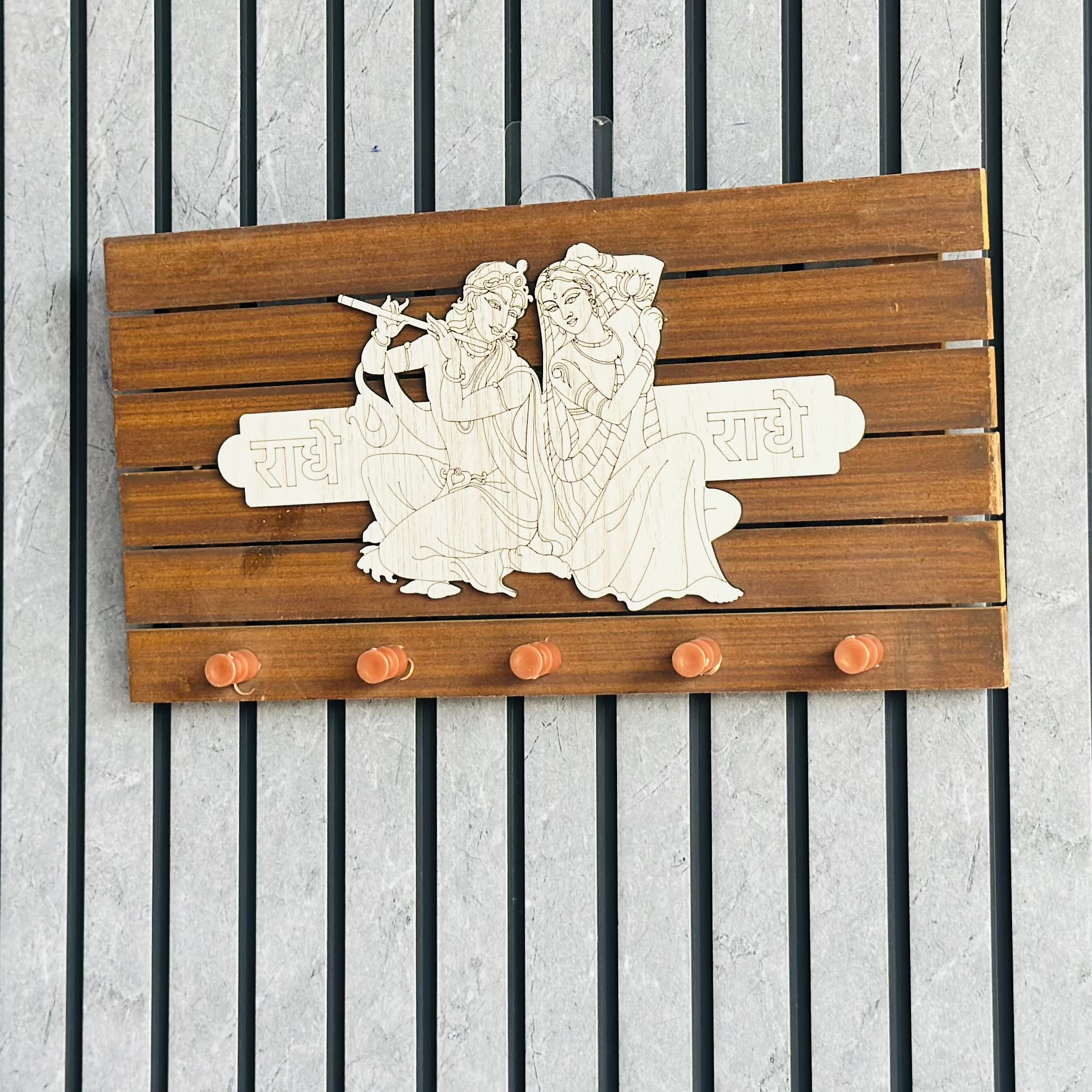Wooden key holder (SKU-14SMML)