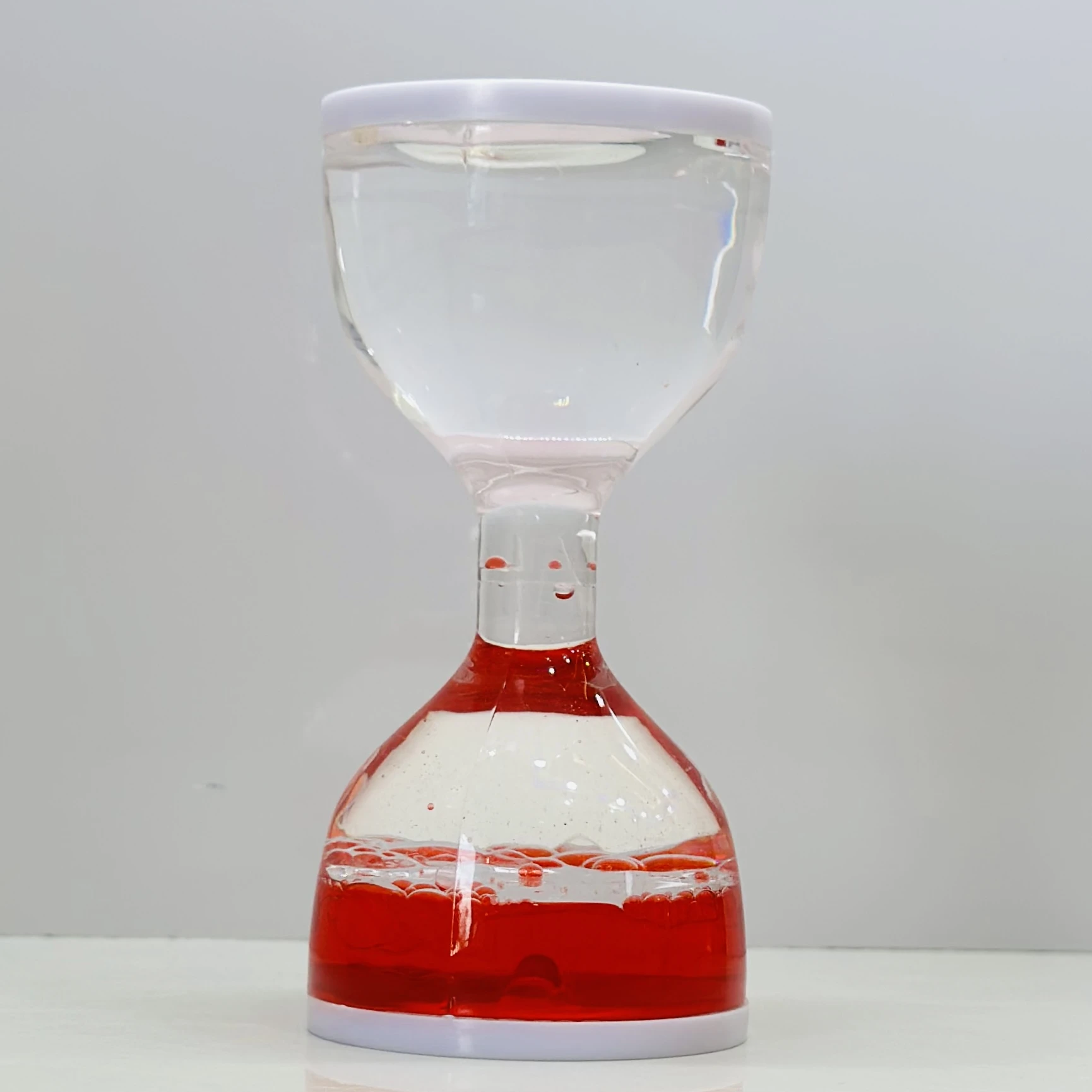 Beautiful Colored Floating Bubble Hourglass(SKU-5YLPNI)