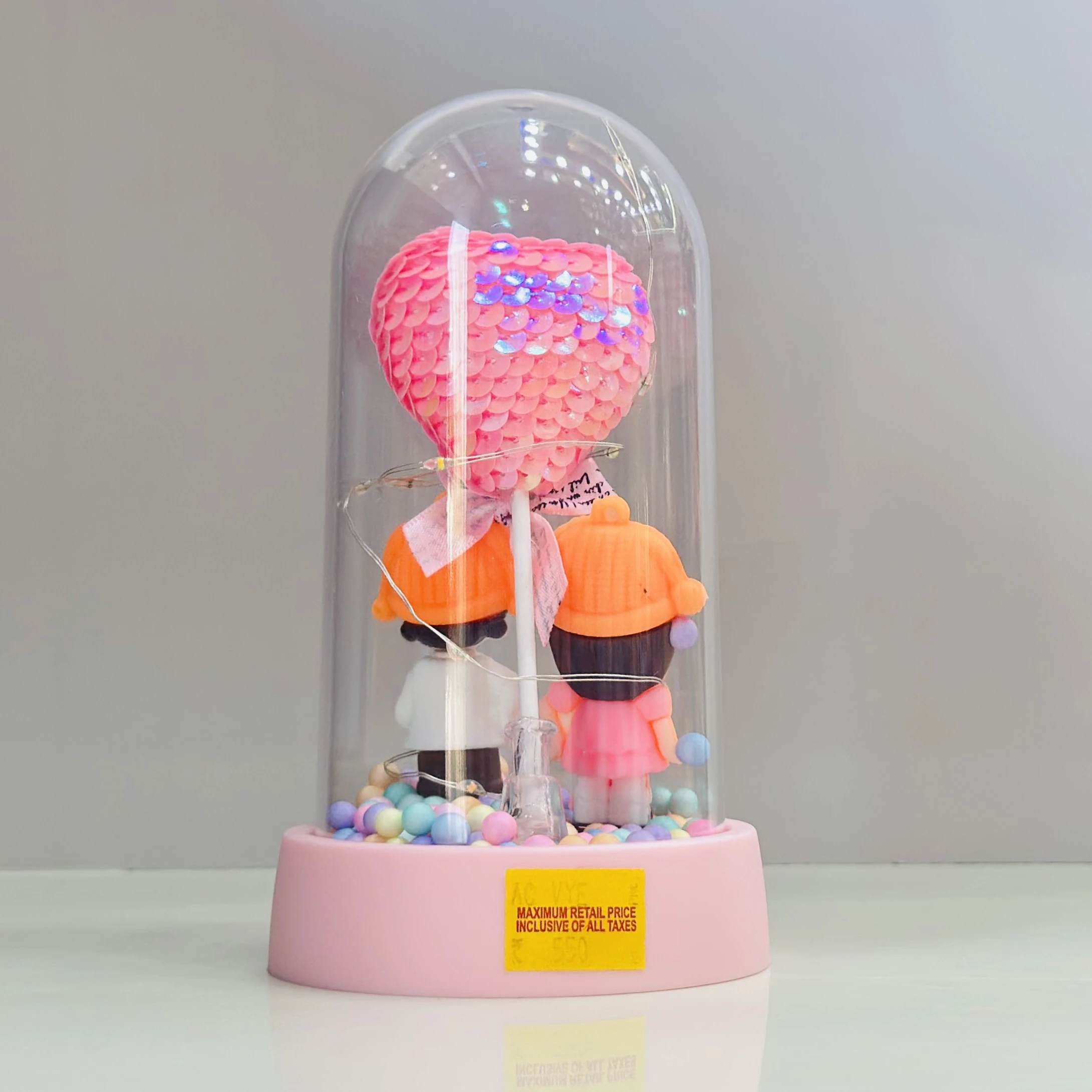 "Love Couple LED Light in Glass Dome(SKU-QQRQW7)