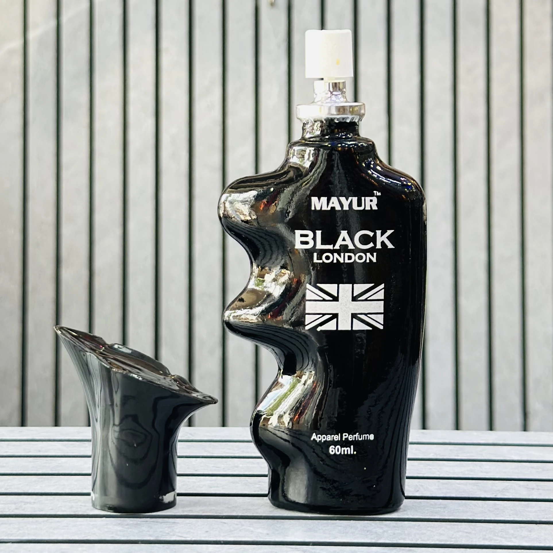 Black London too Perfume