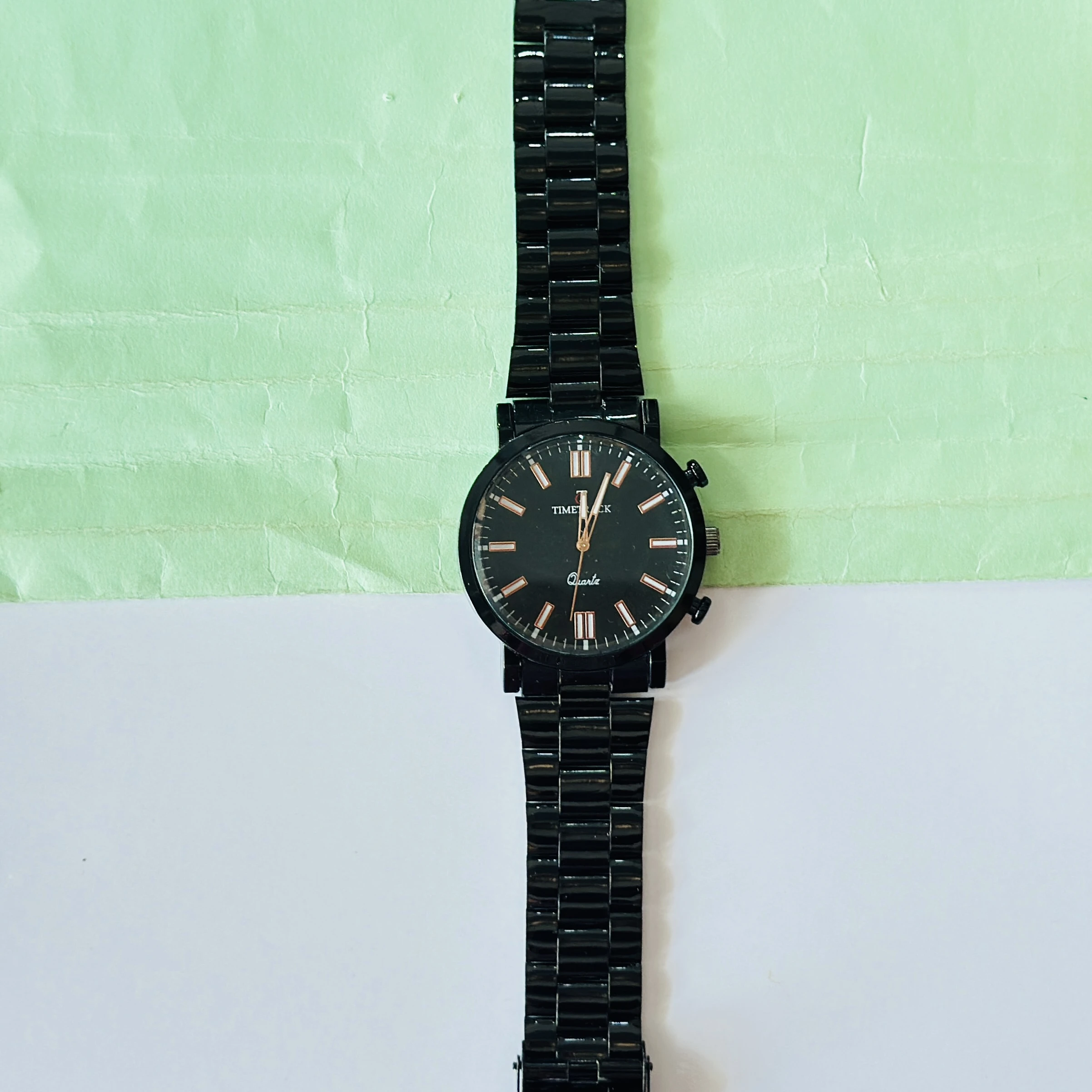 Black Analogue Watch