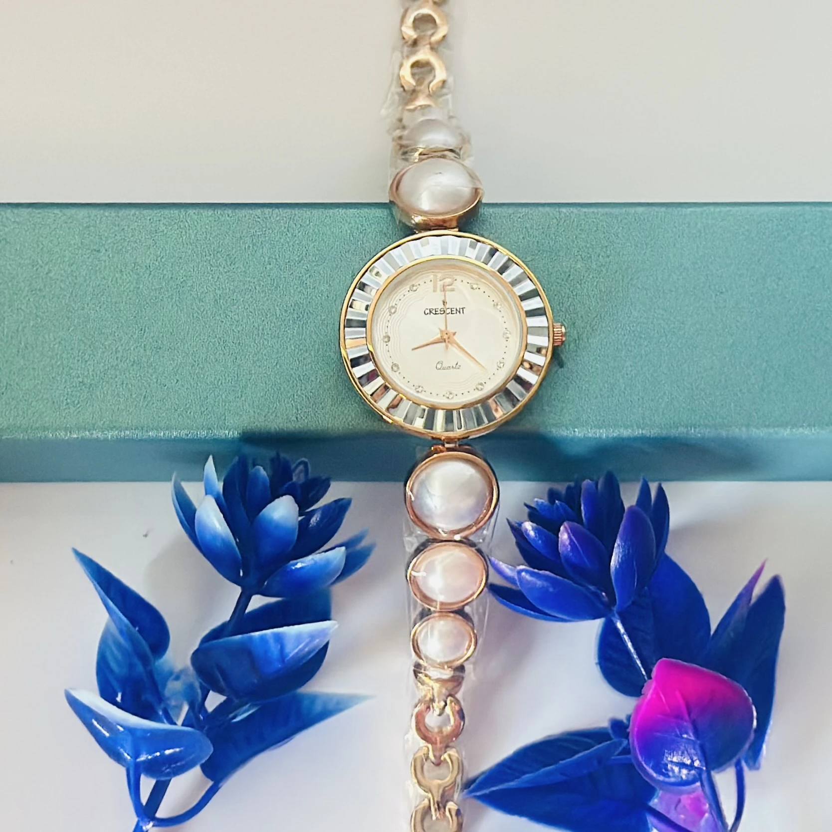 LABAOLI LA112 luxury brand women's analog quartz watch