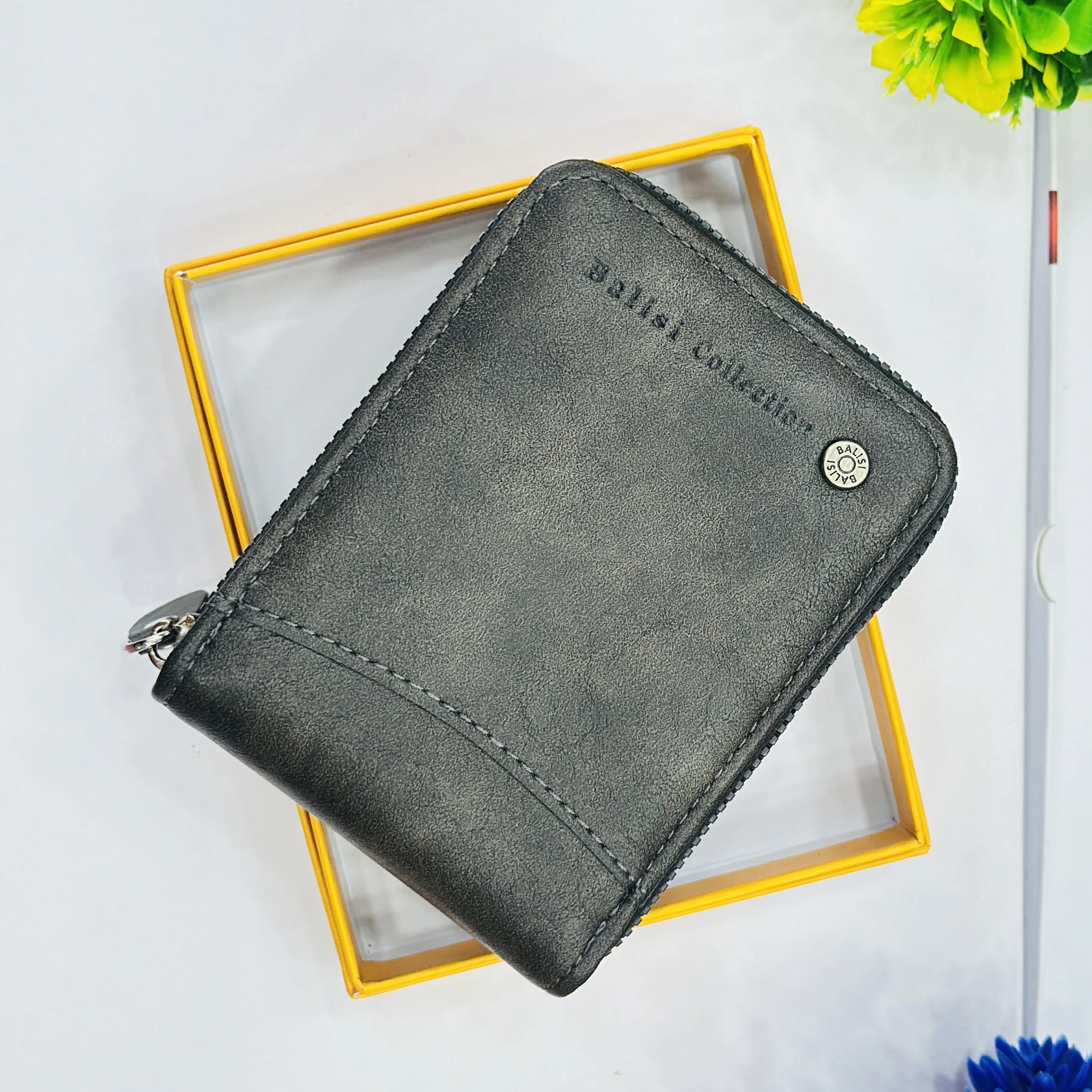 gray leather zipper wallet from the Balisi Collection.