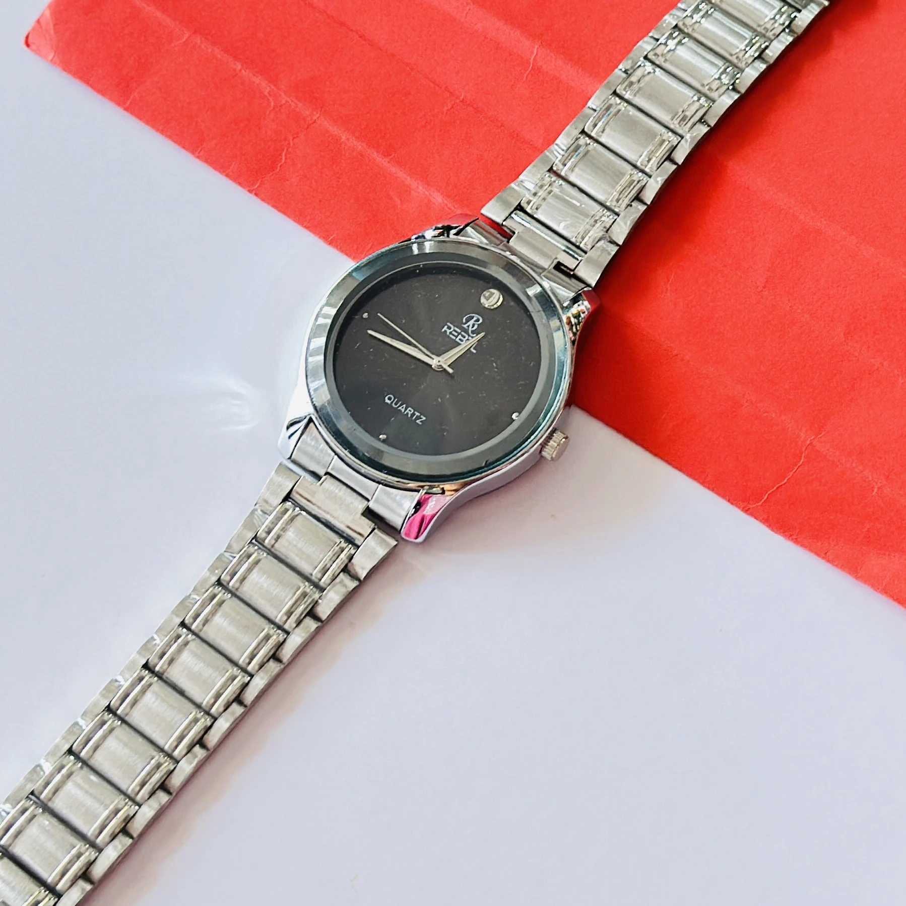 Analogue watch For Man’s