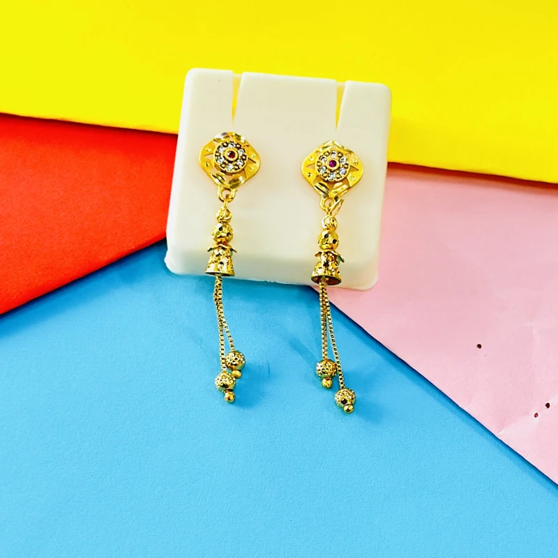 pair of gold-plated traditional drop earrings