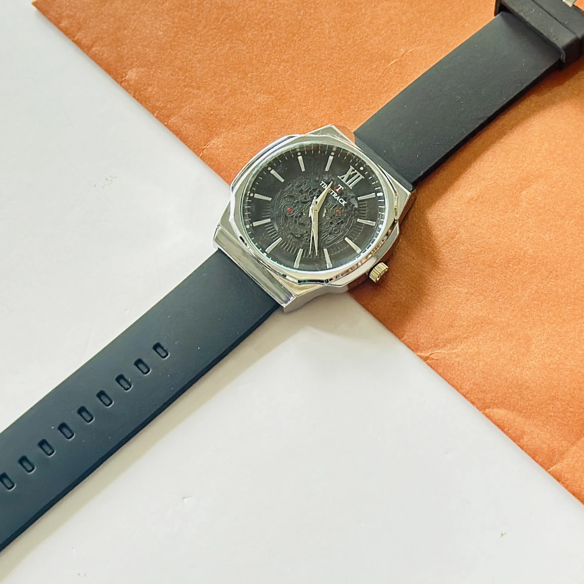 Quartz Analogue Watch for man’s