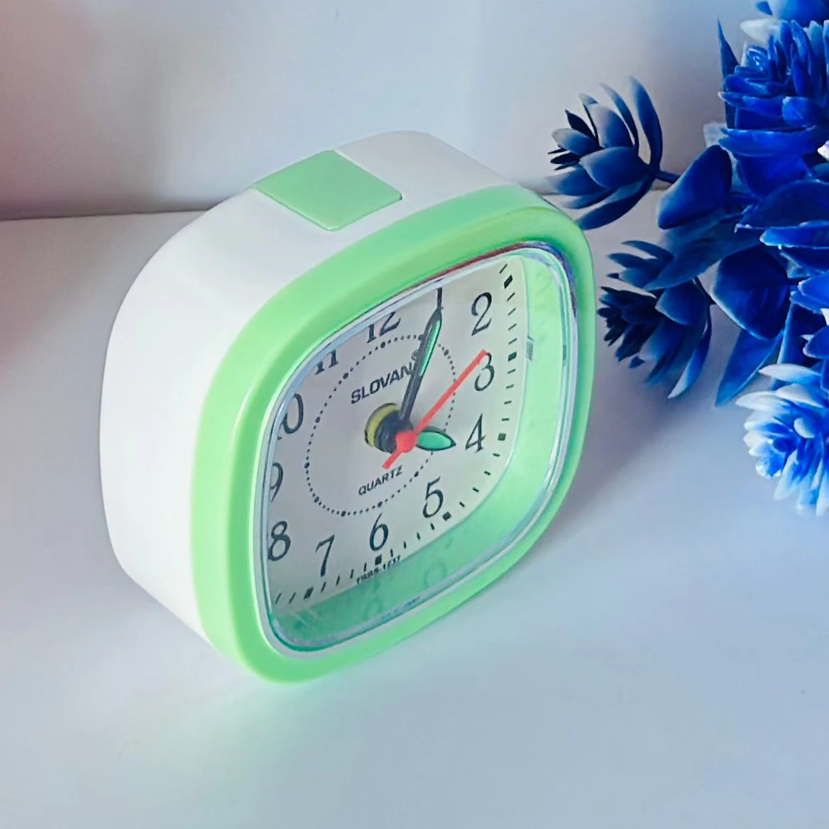 Plastic Beep Table Alarm Clock