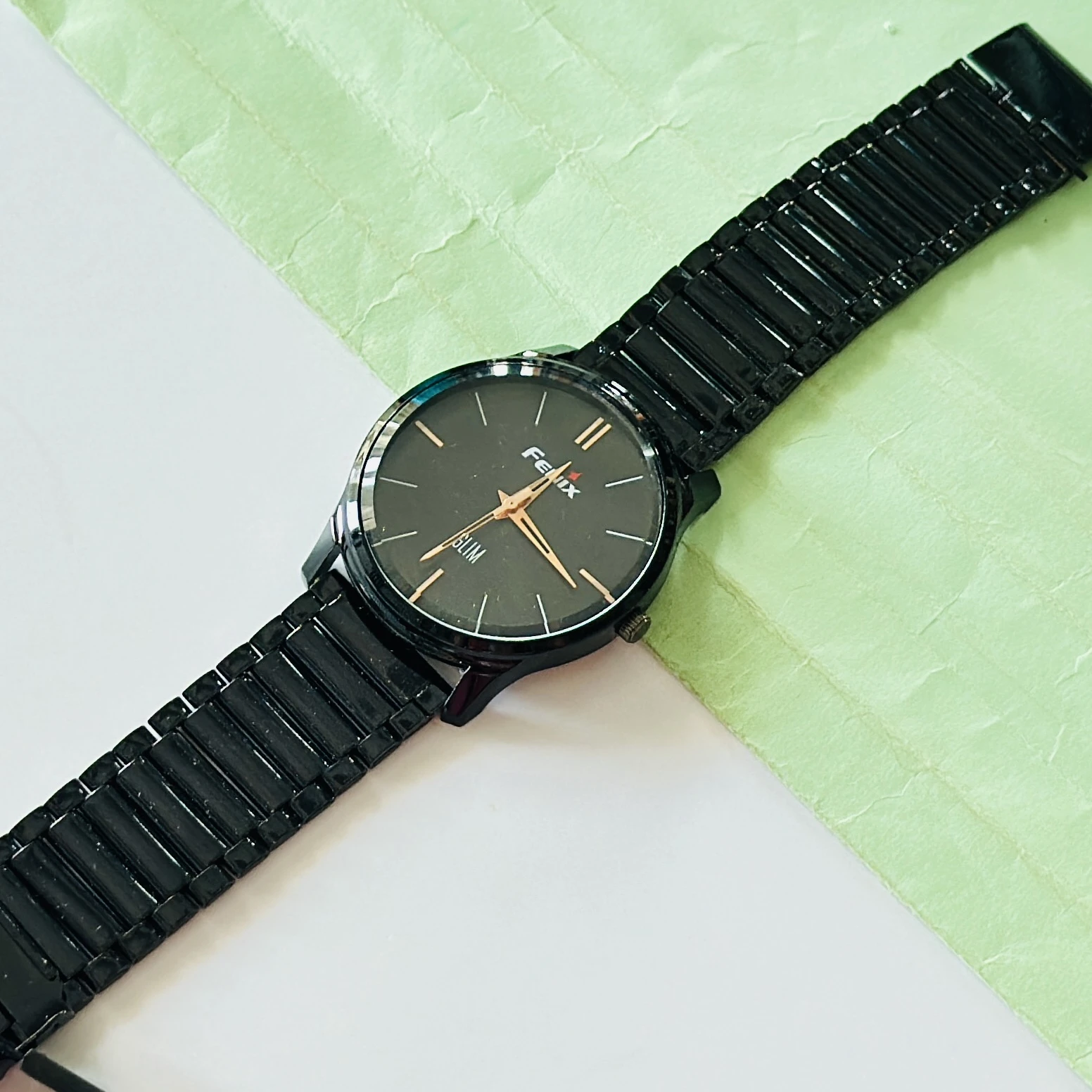 Black Analogue Watch for man’s