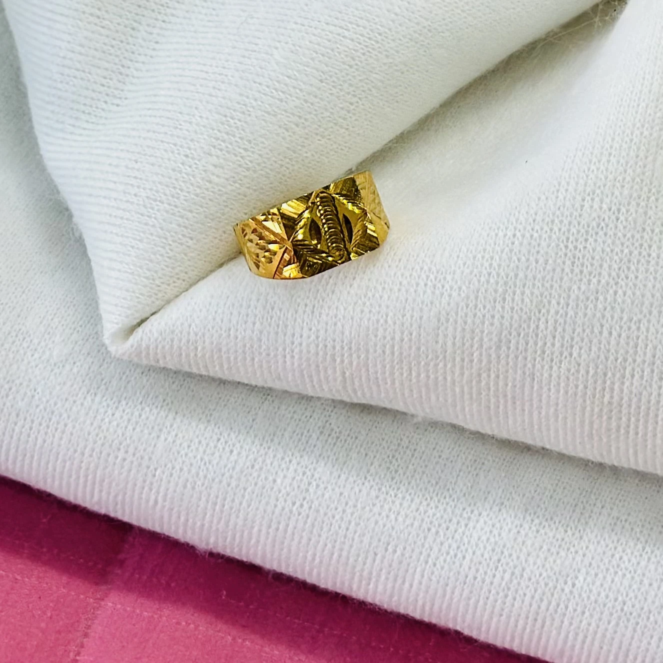 Gold plated or gold men's ring