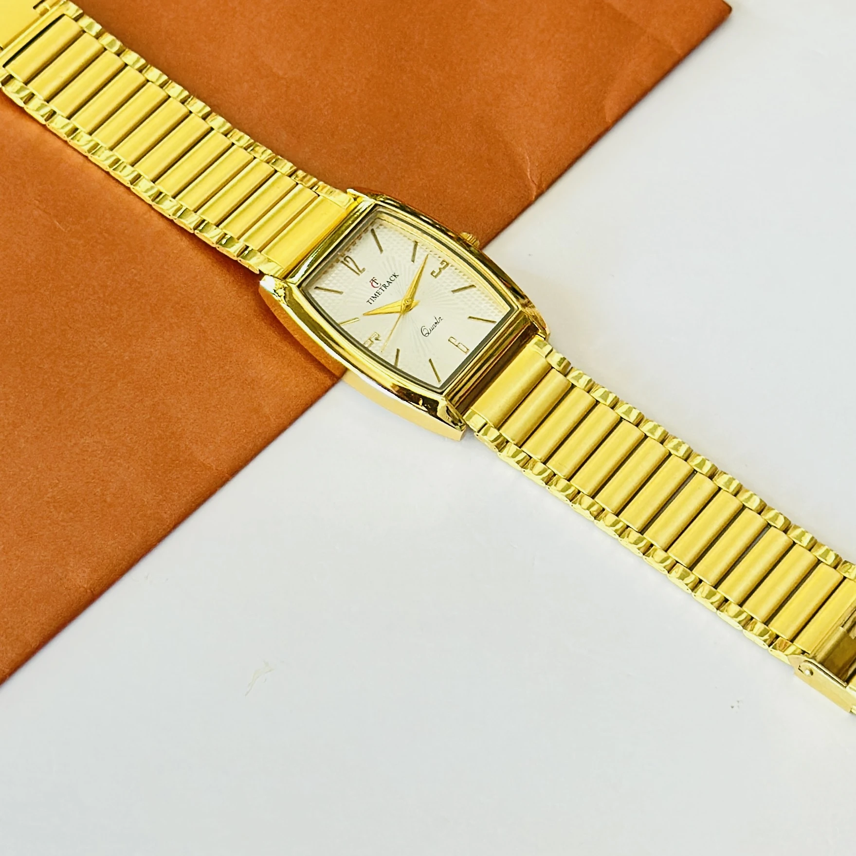 Analogue watch for man’s