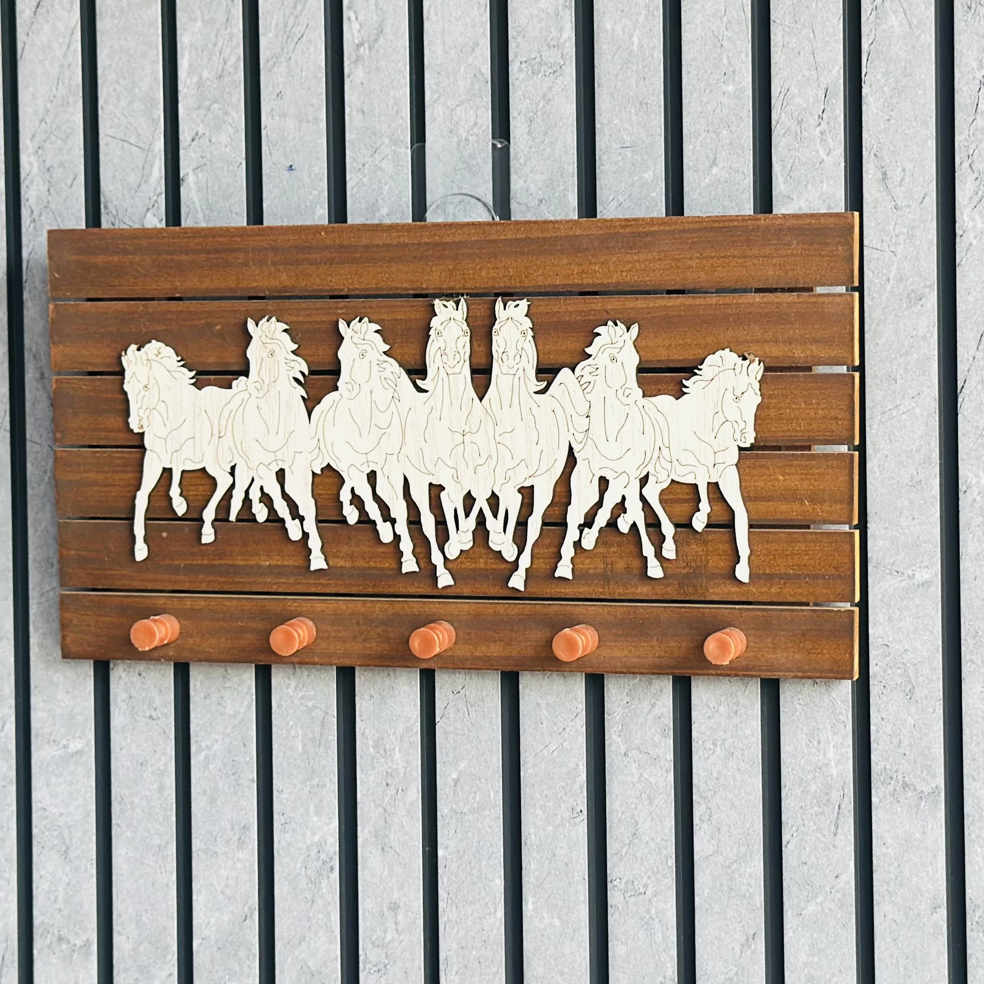 Wooden key holder (SKU-JH50ZD)