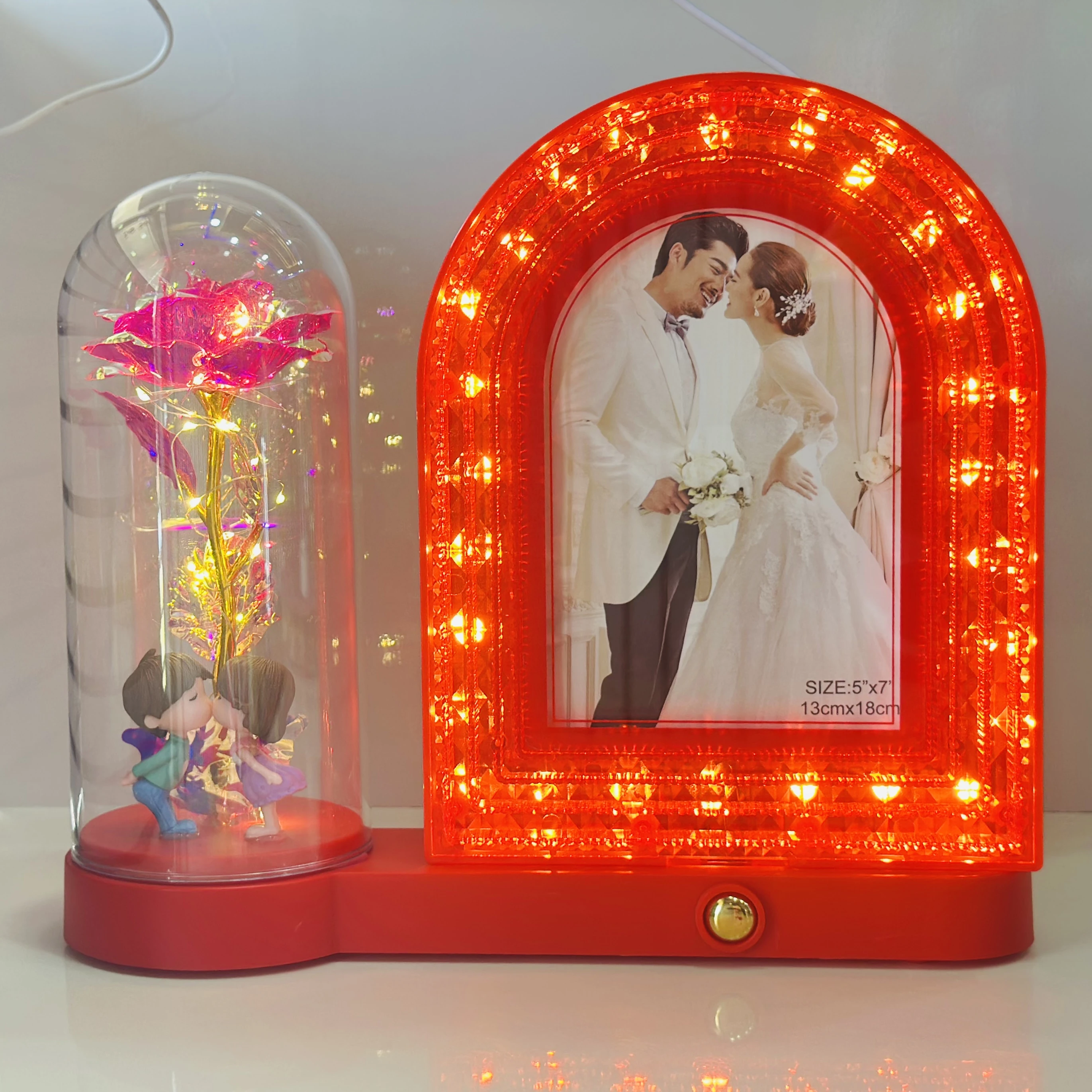 Rose Couple LED Photo Frame (SKU-5K7BE3)