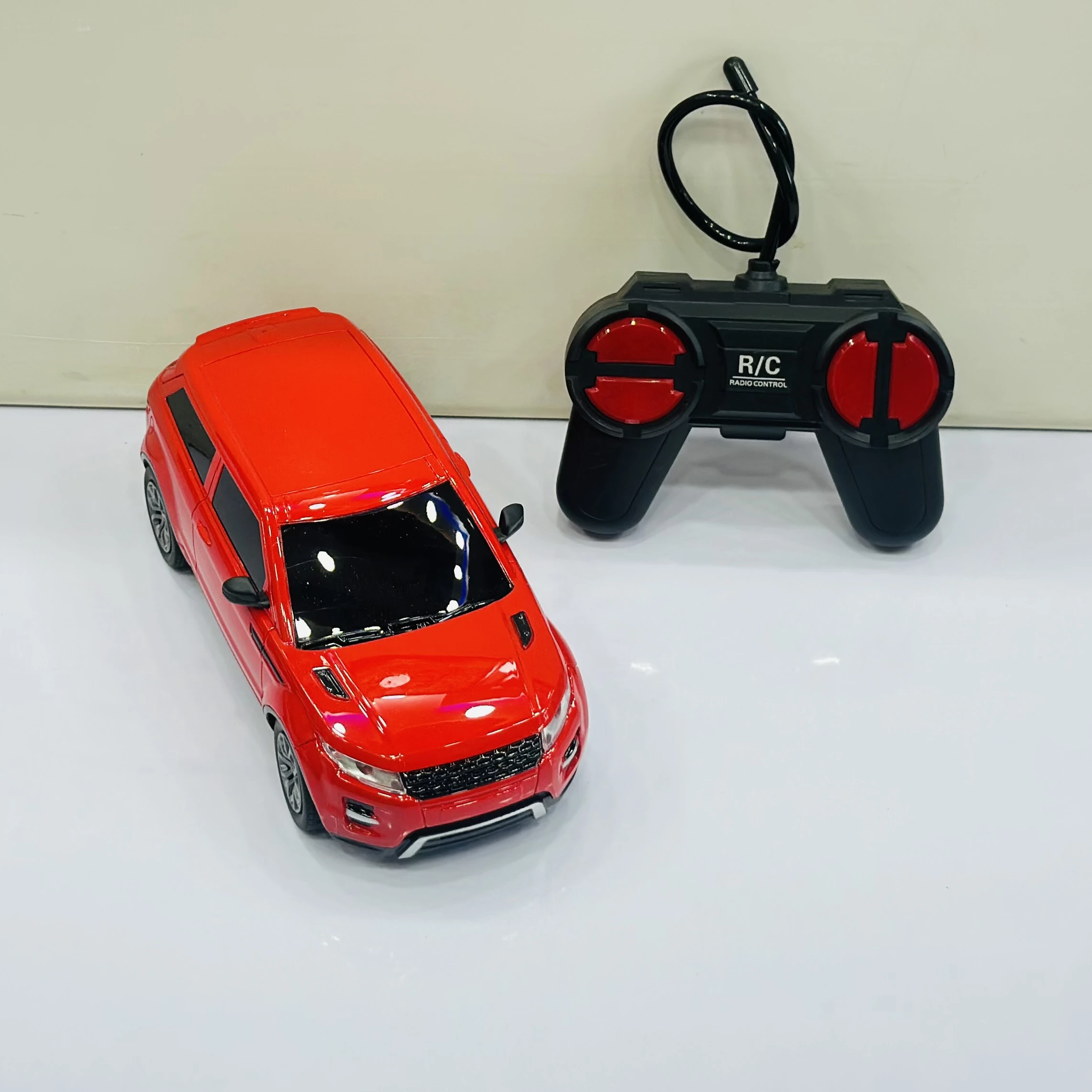 Remote control toy racing car set