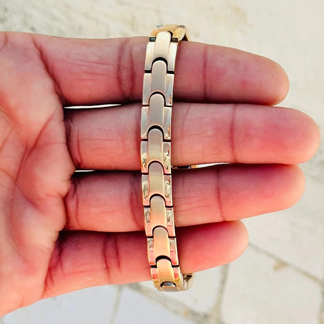 Gold design Breslet