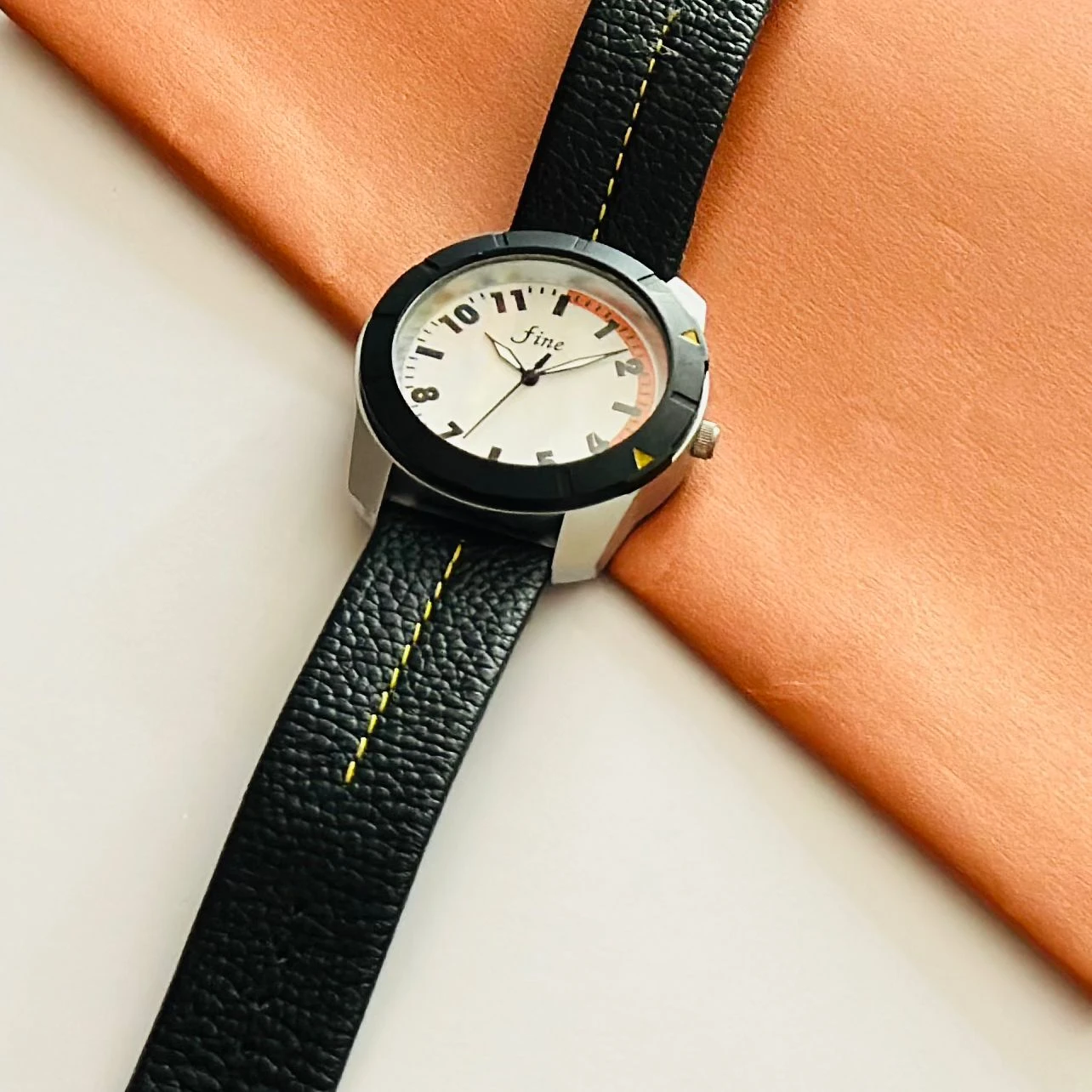 Black analog watch For man’s
