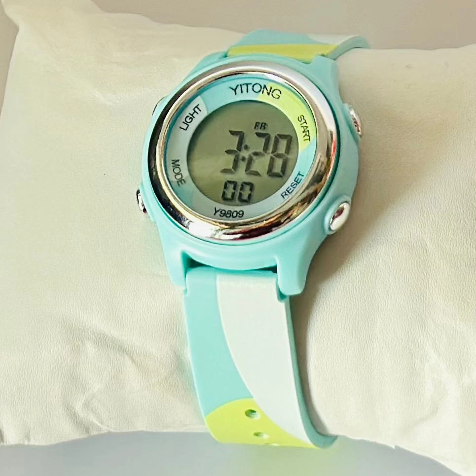 Yitong digital sports watch