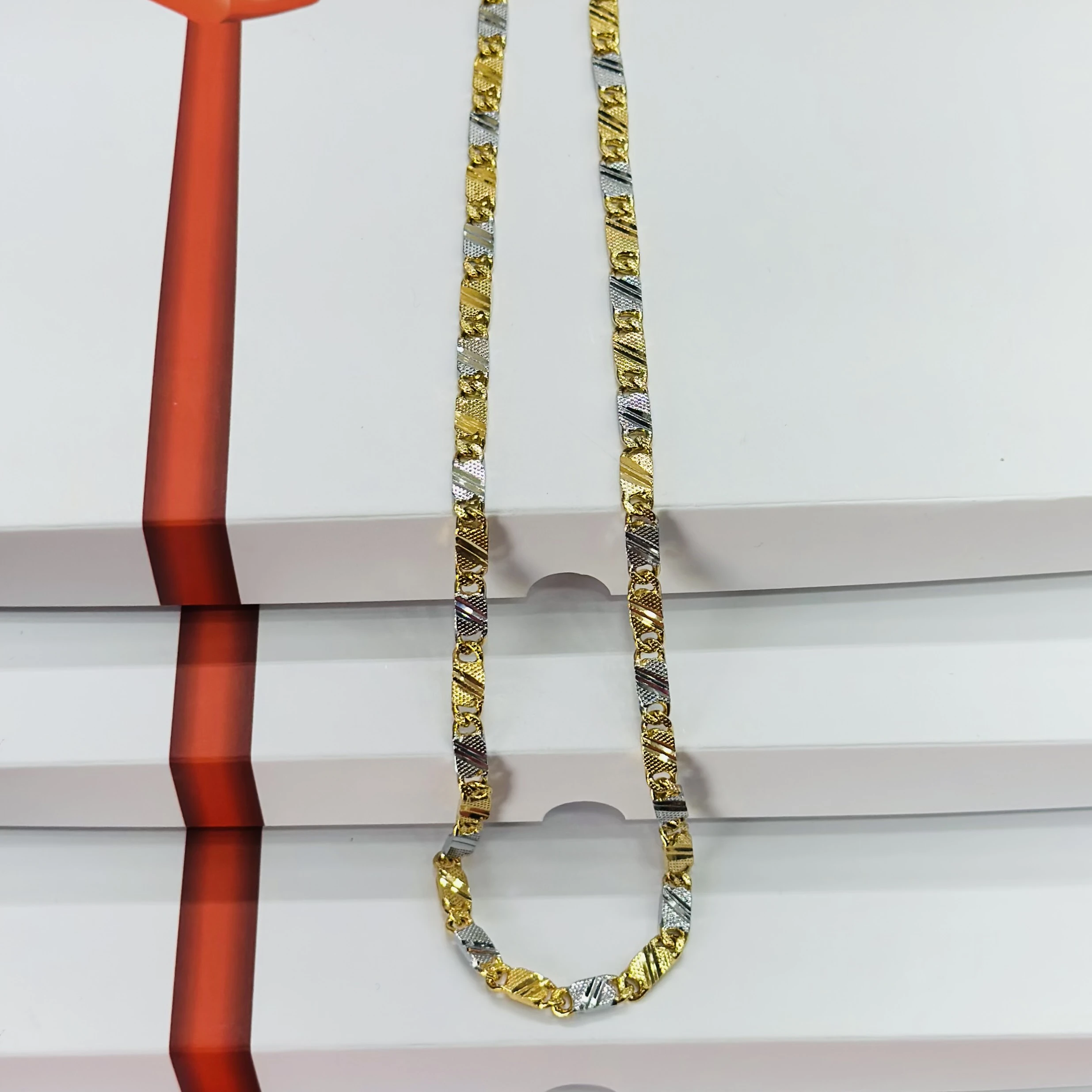 Gold and silver two-tone plated Nawabi chain