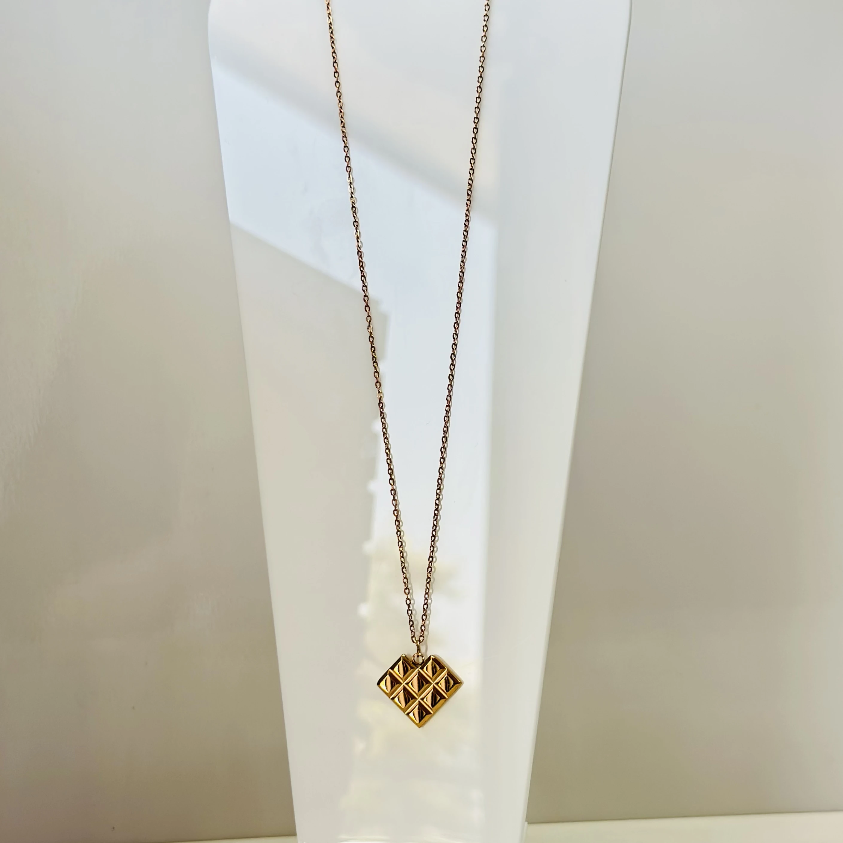 Rose gold Tone pendant