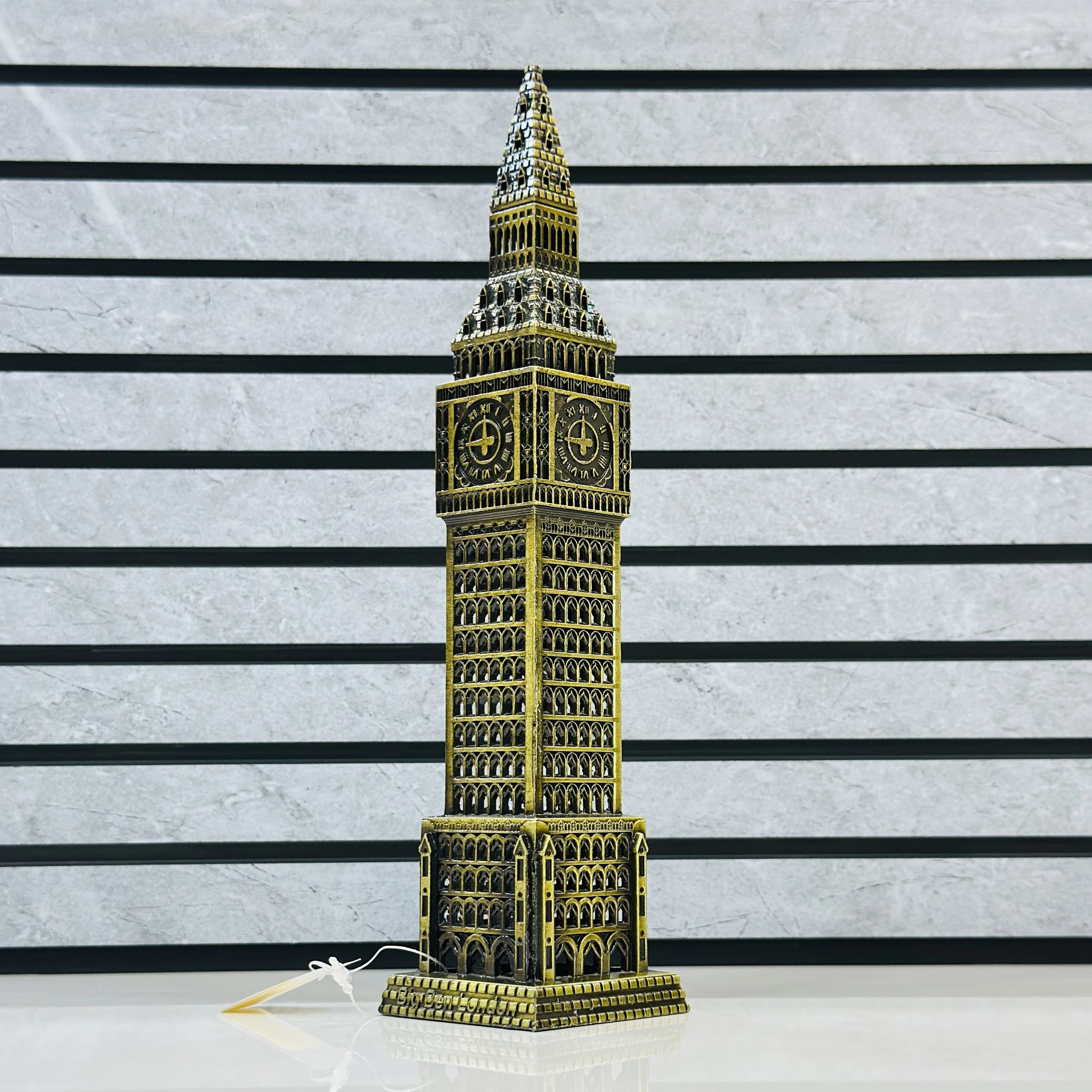 London Big Ben Tower and London Eye souvenir showpiece.