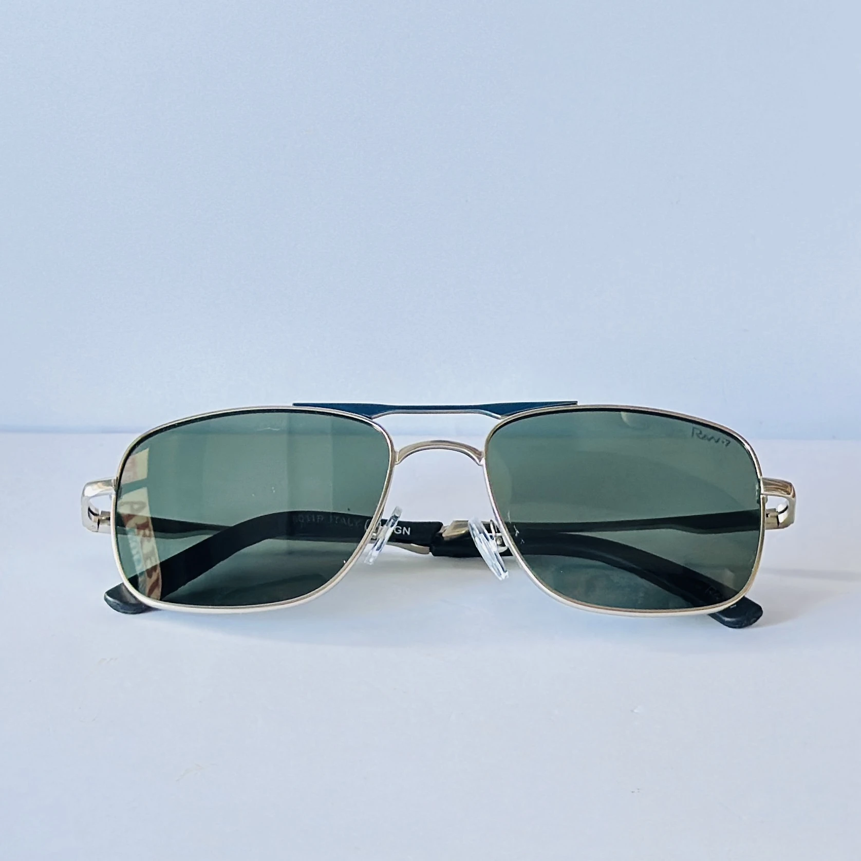 Polaroid Men Full-Rim UV-Protected Aviators