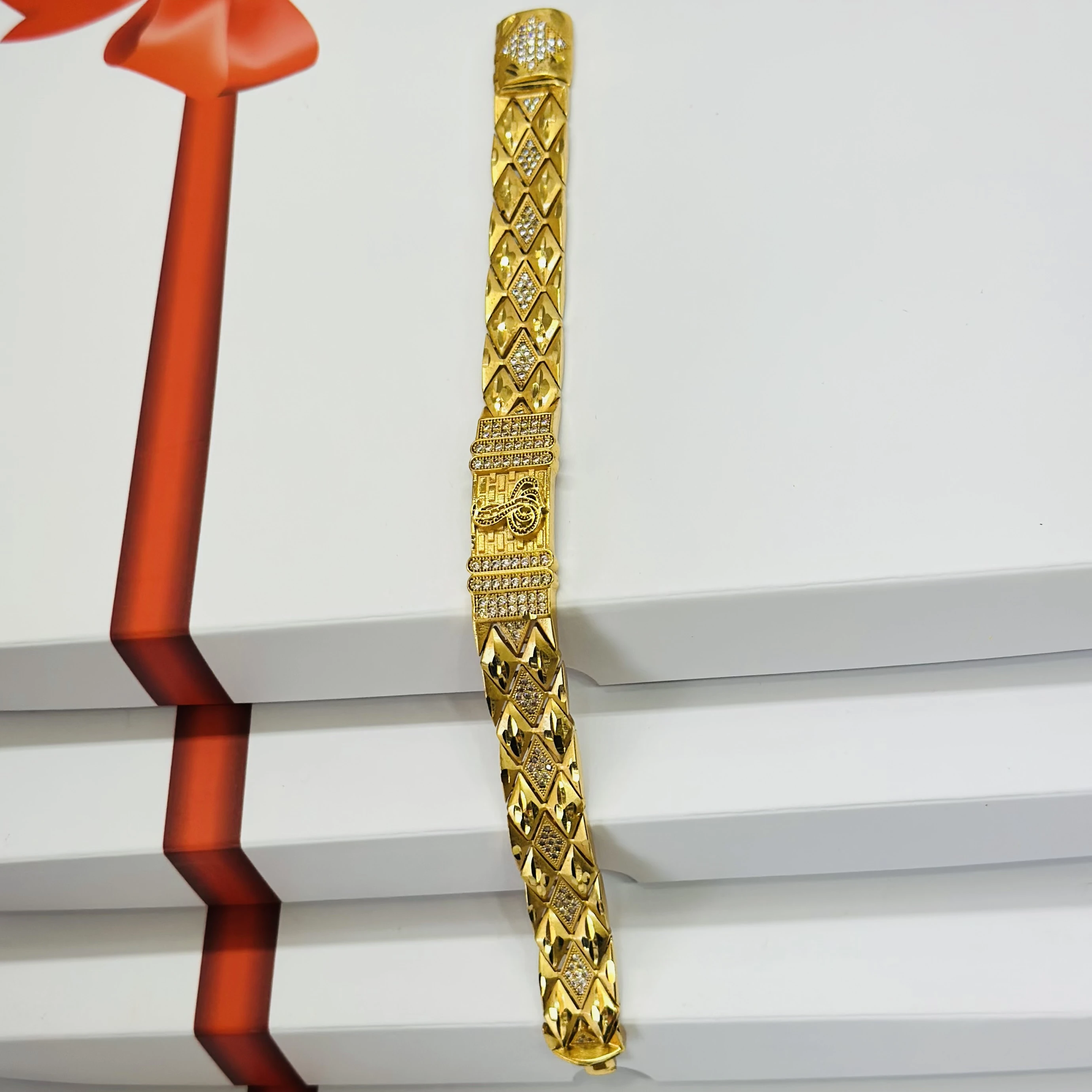 Gold plated Breslet for men’s