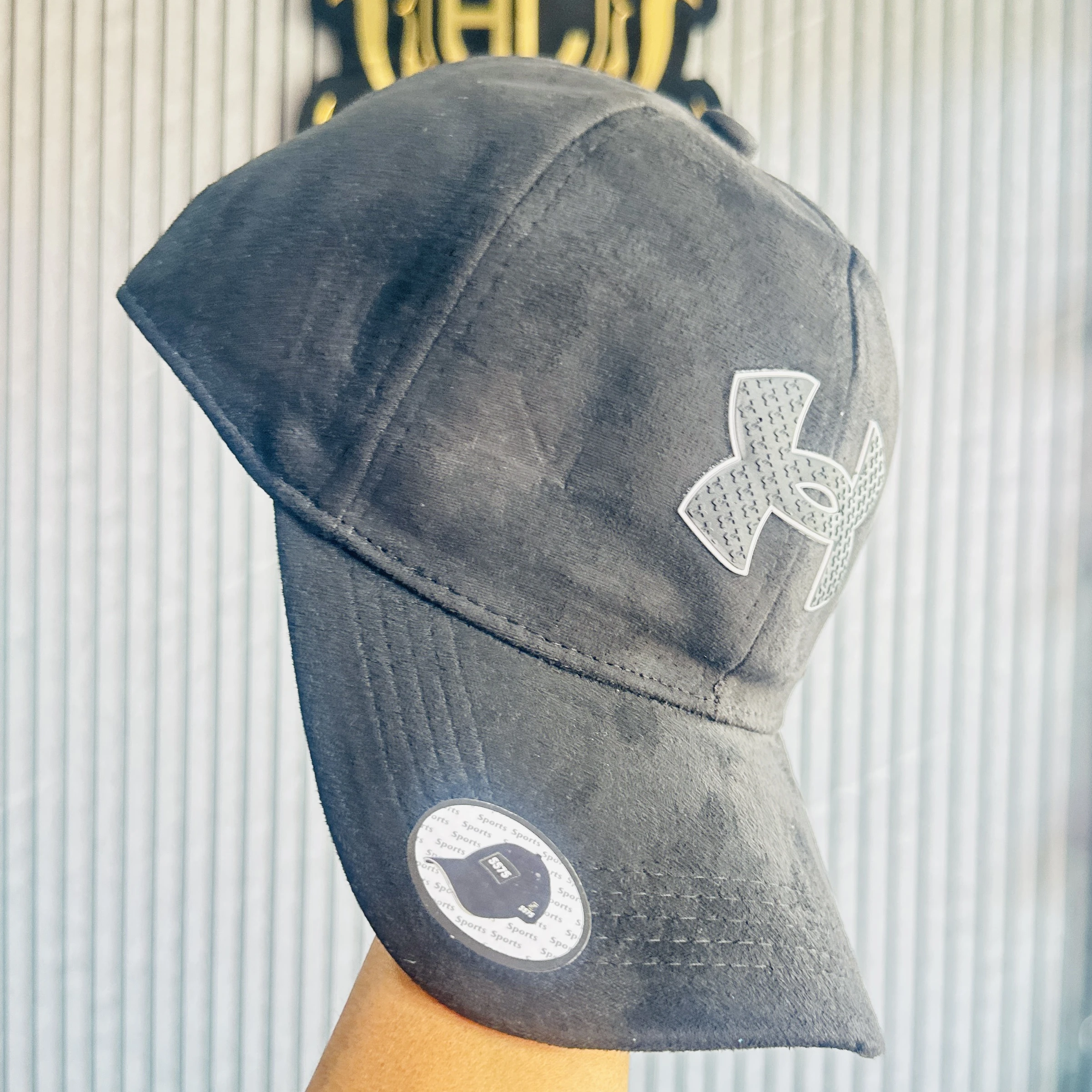 Black cap