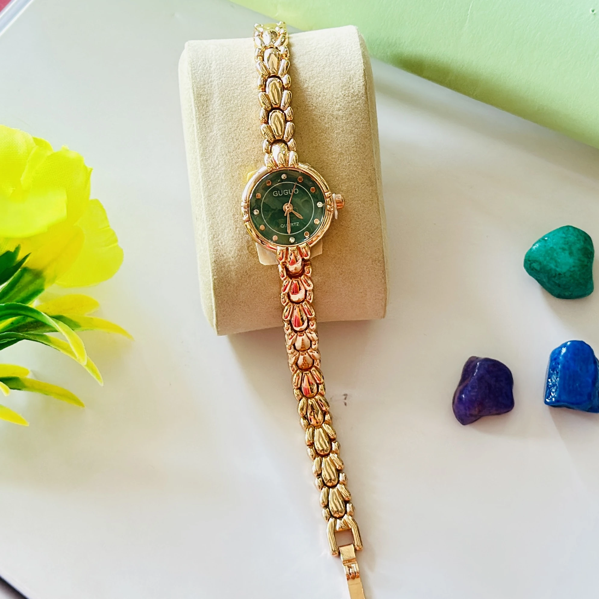 Quartz Analogue Watch for girls