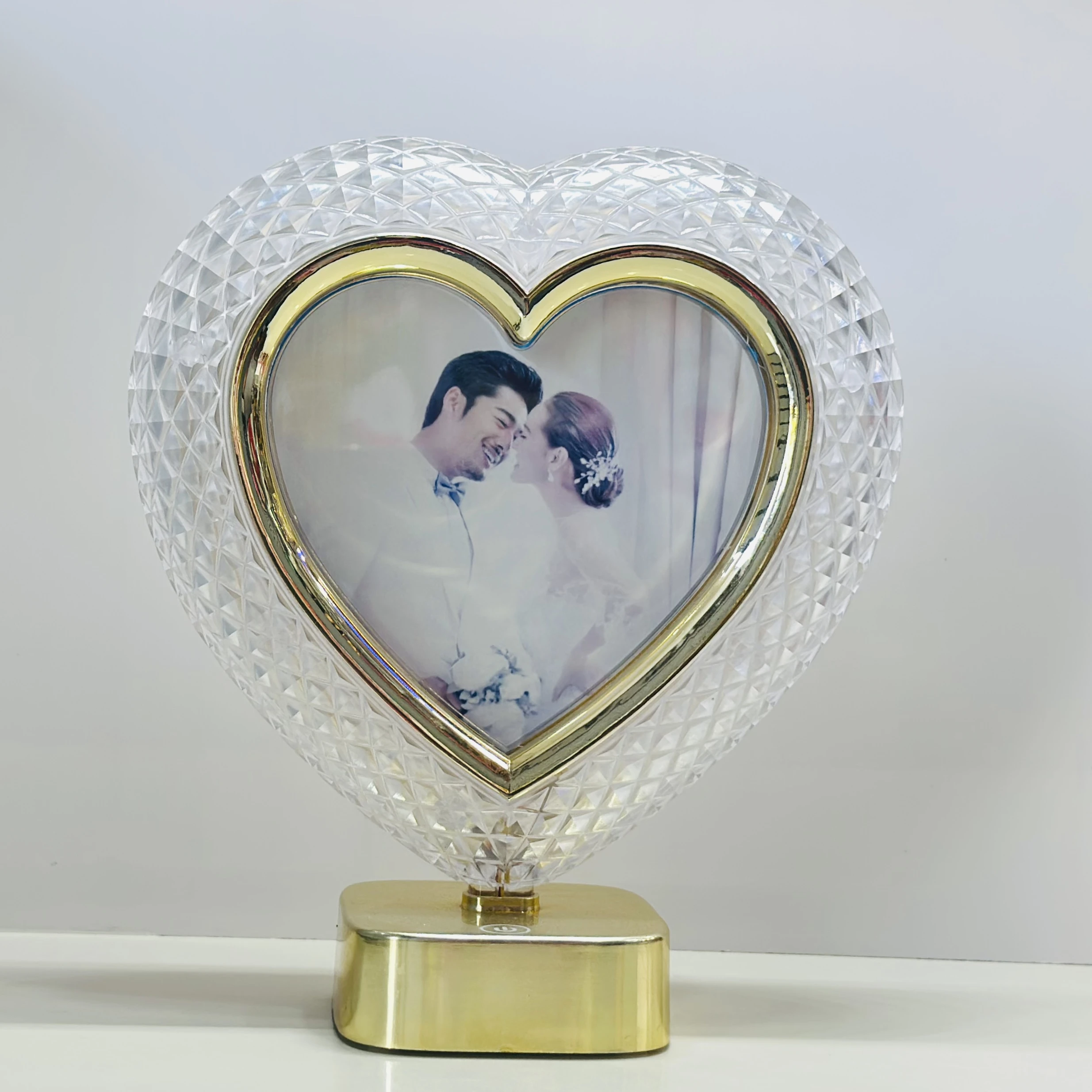 Heart LED Photo Frame (SKU-49AC4U)