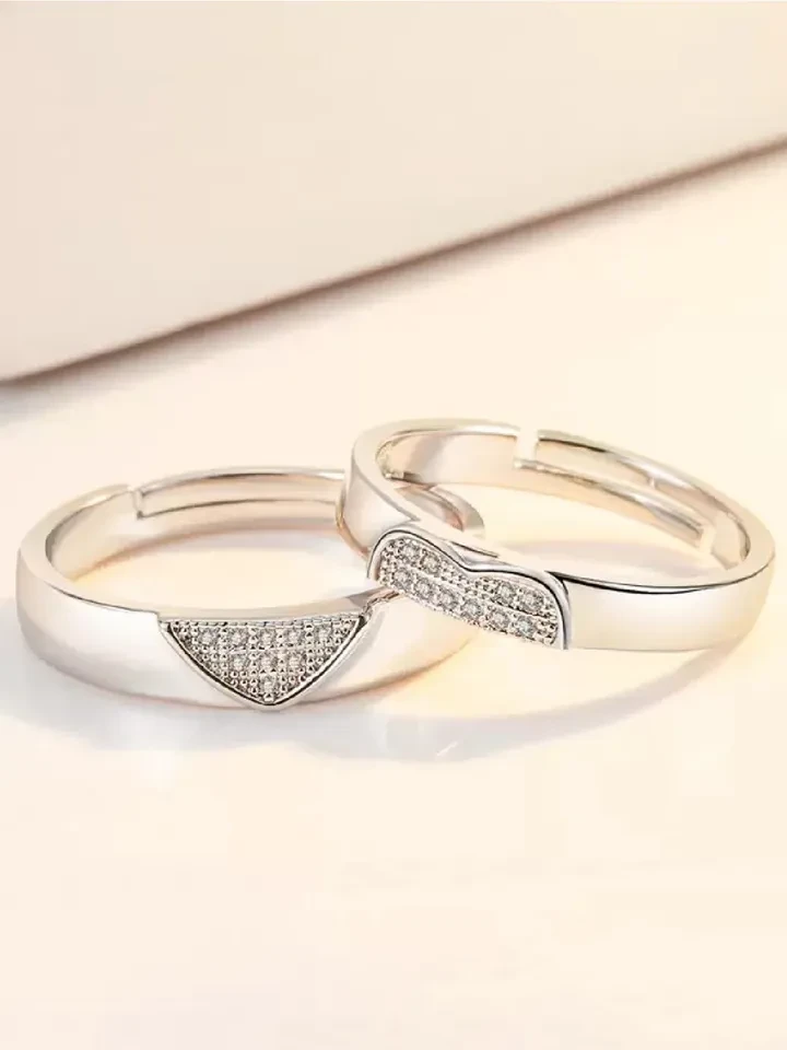 matching silver-tone couple rings