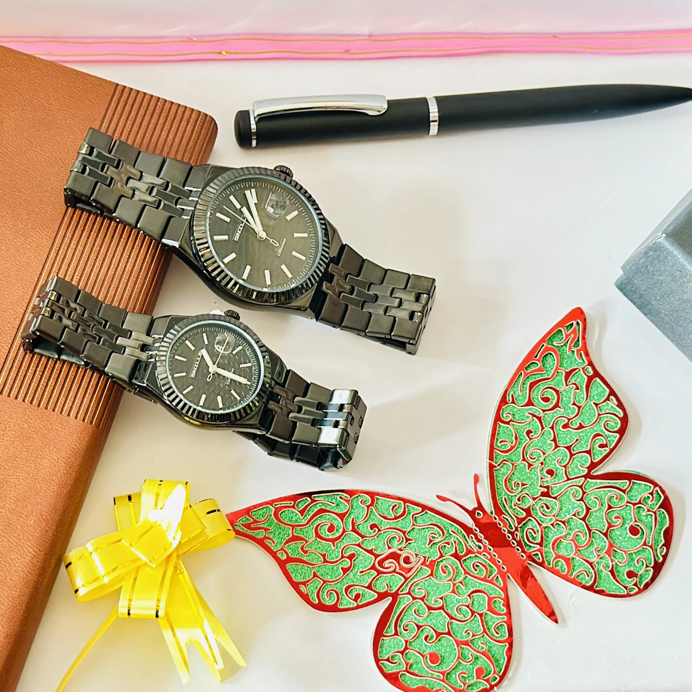 SNILLE branded couple watches