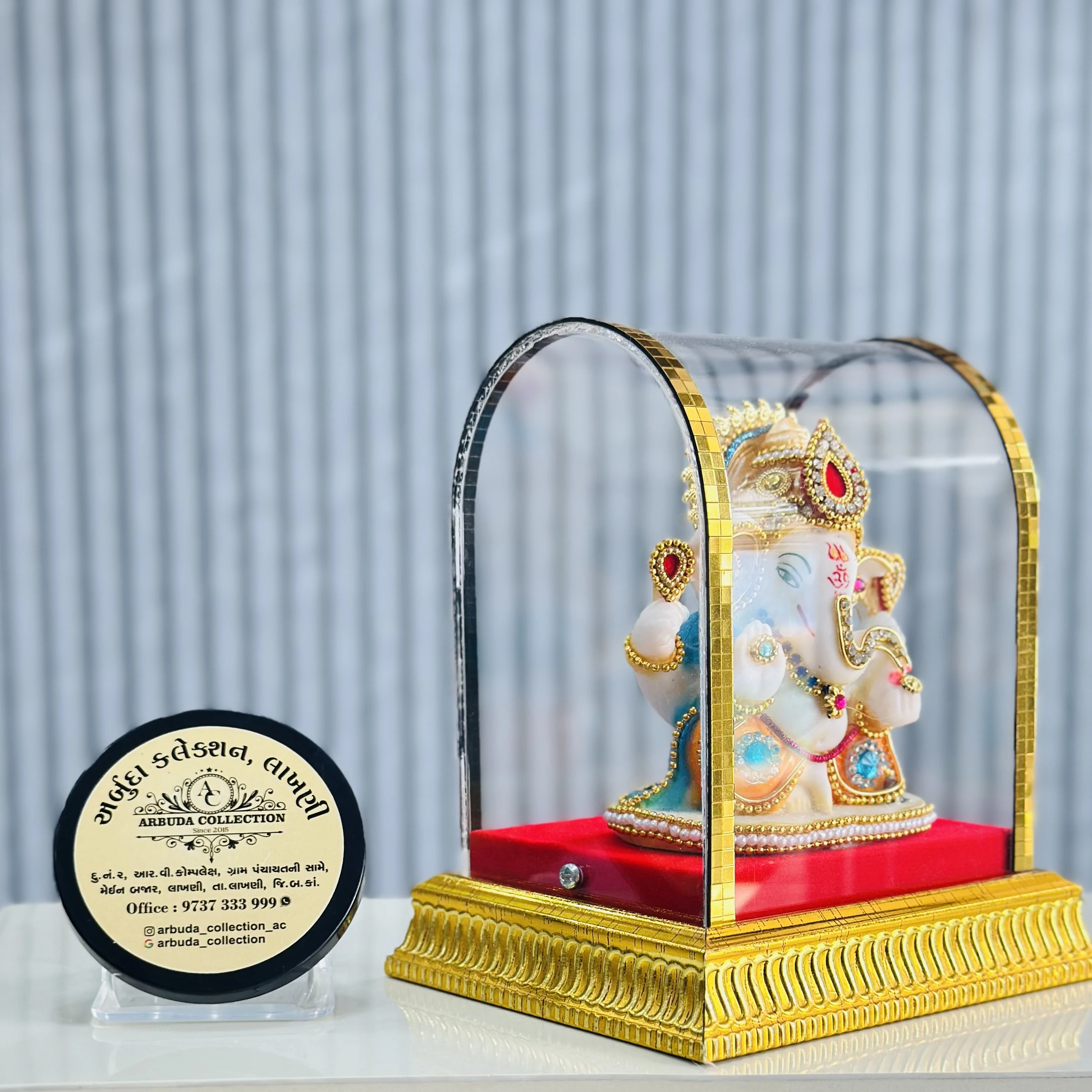 Ganpati bapa cabinet murti