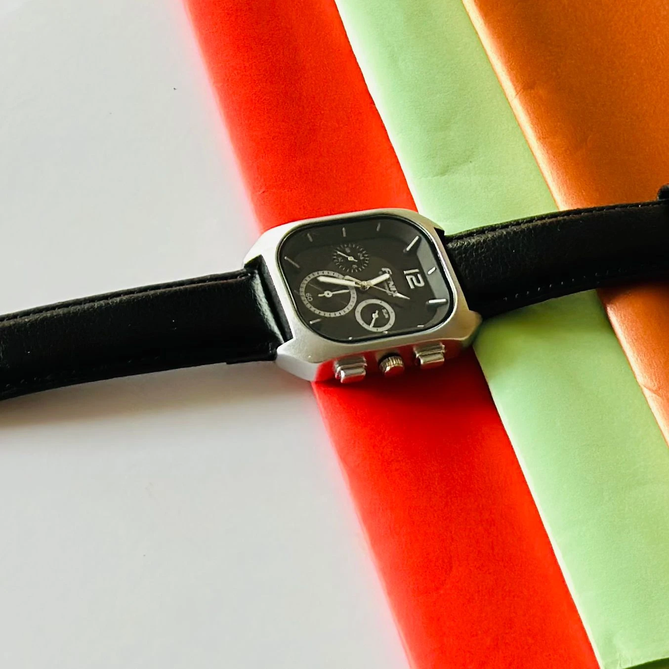 Black analog watch For man’s