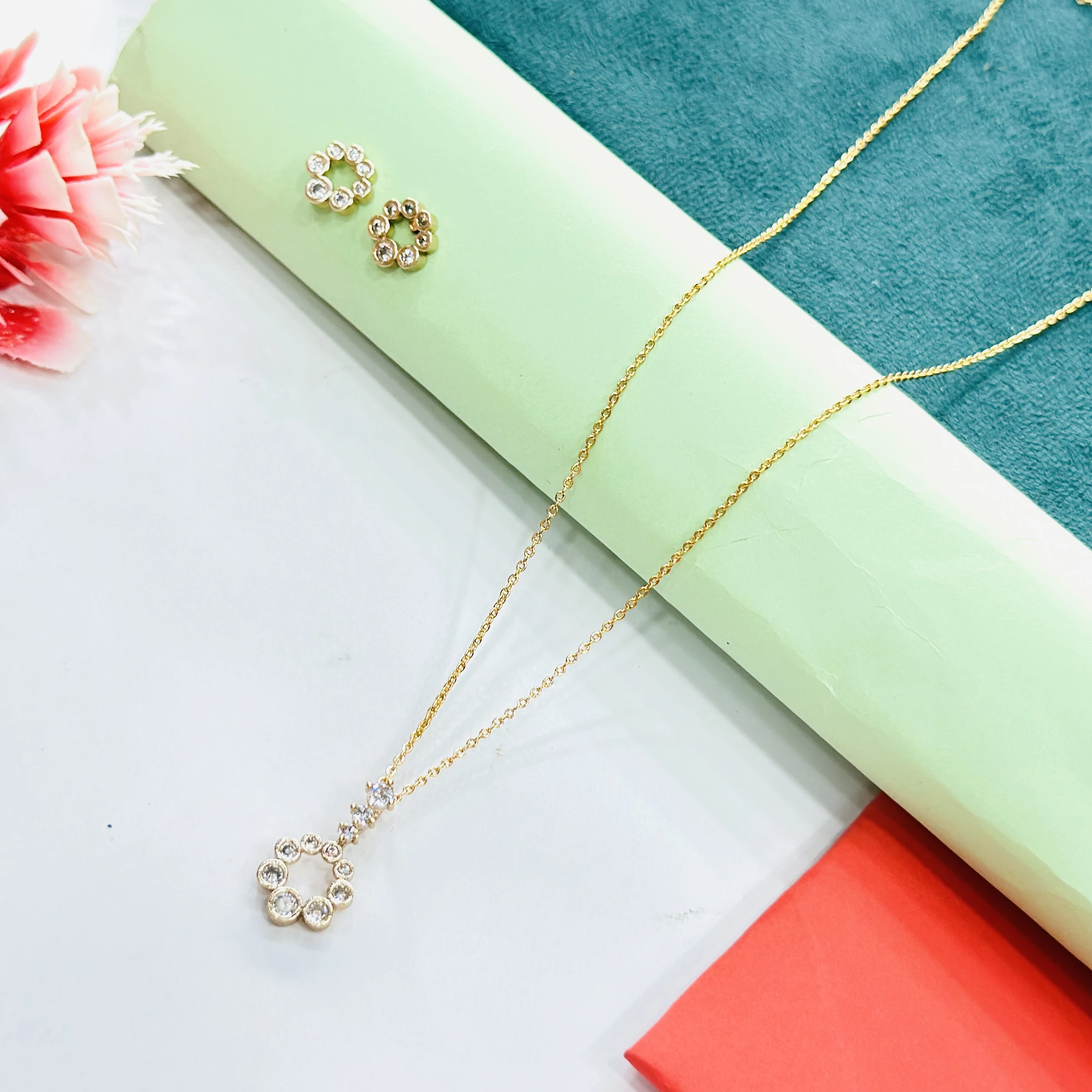 Gold plated necklace set