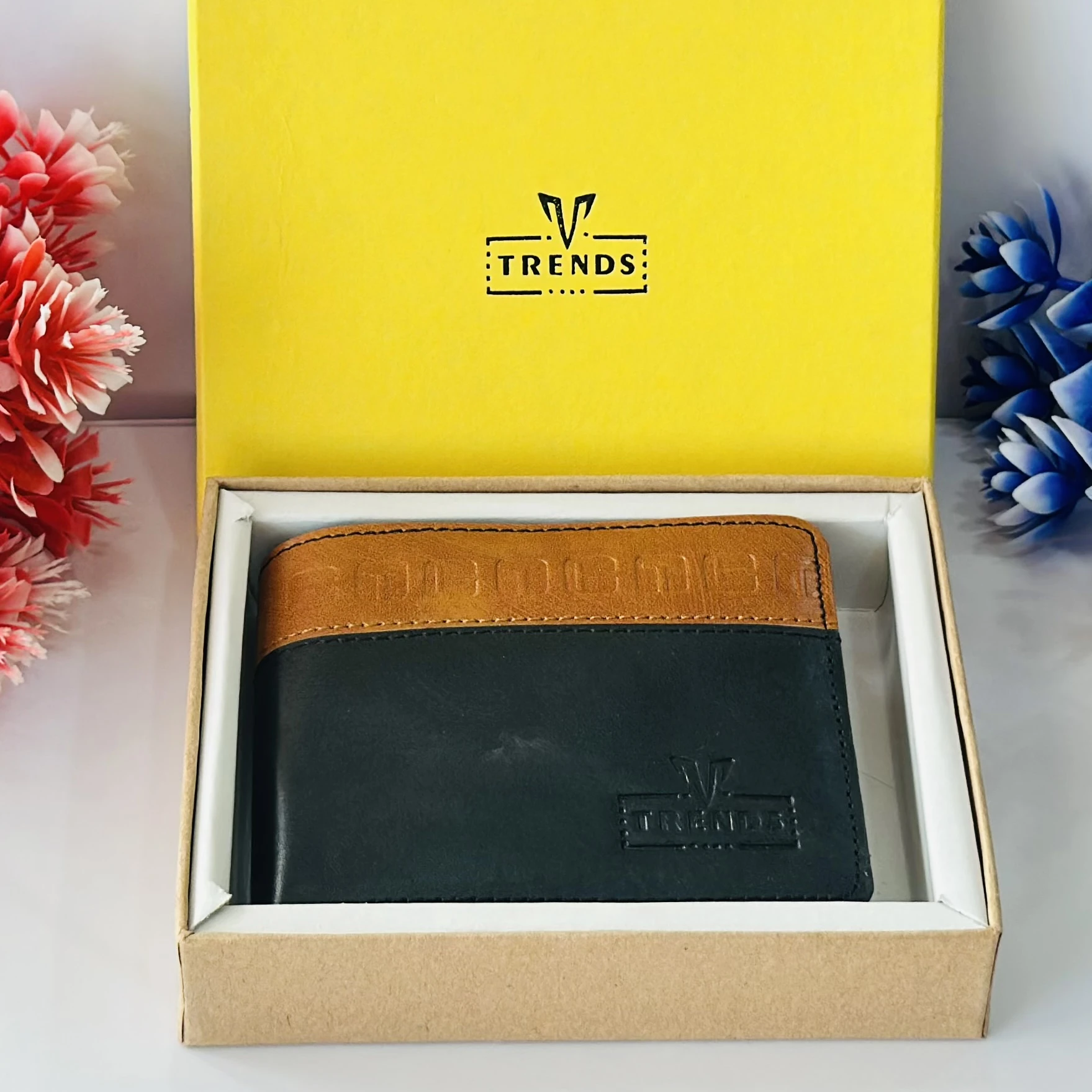 Men's Pure Leather Global Coin Bi Fold Wallet