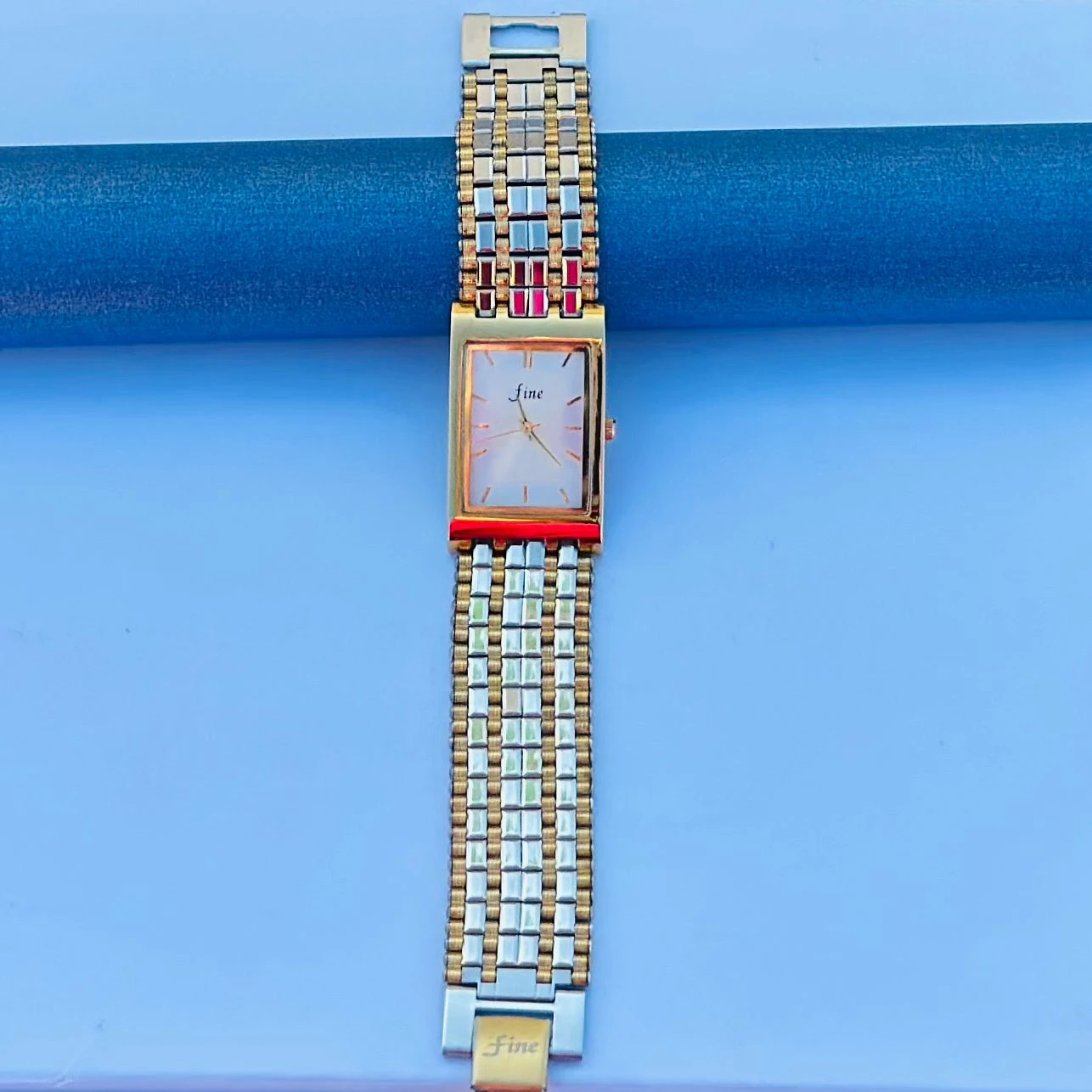 Golden Design analog watch