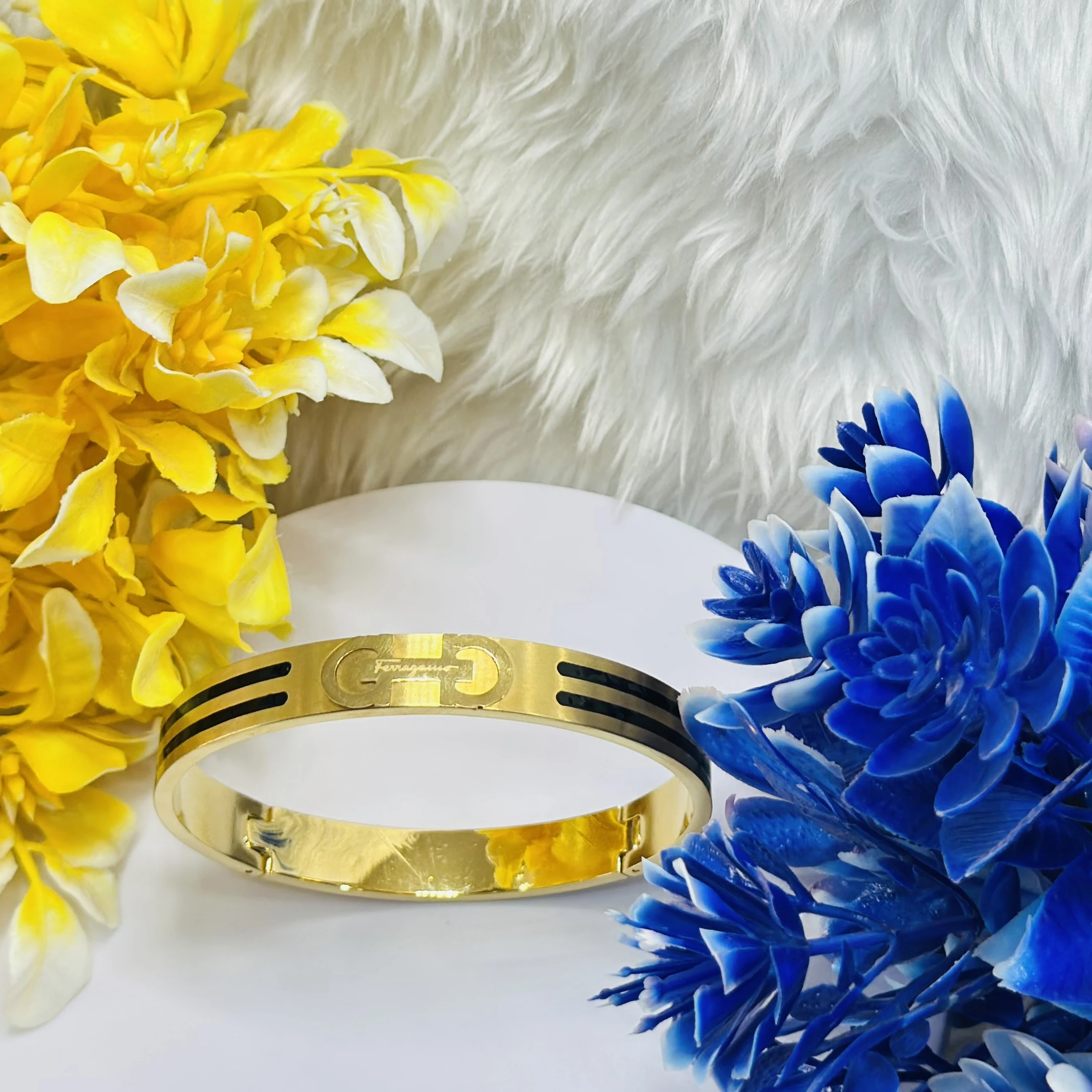 Gold plated Breslet (Kada)