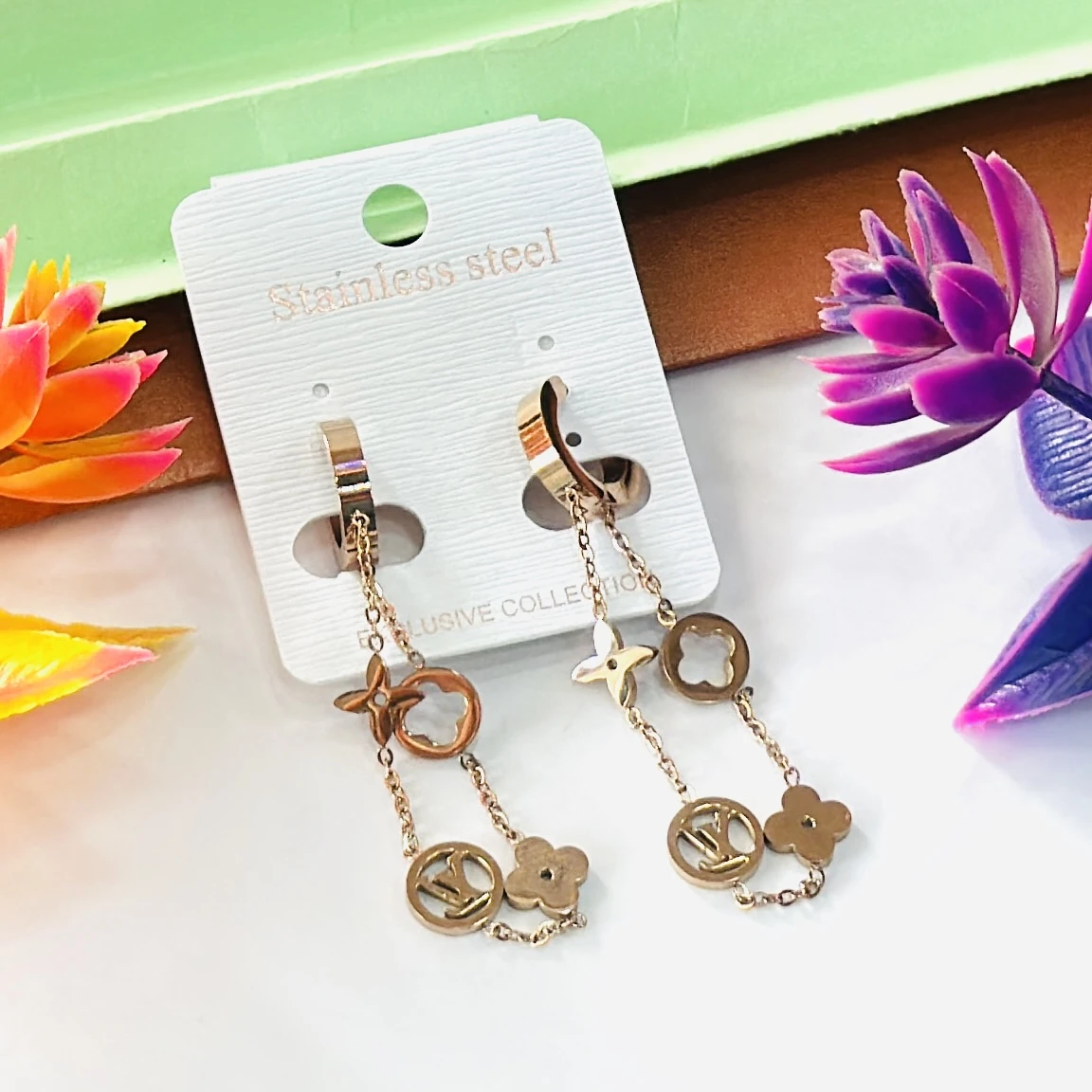 Louis Vuitton Blooming earrings