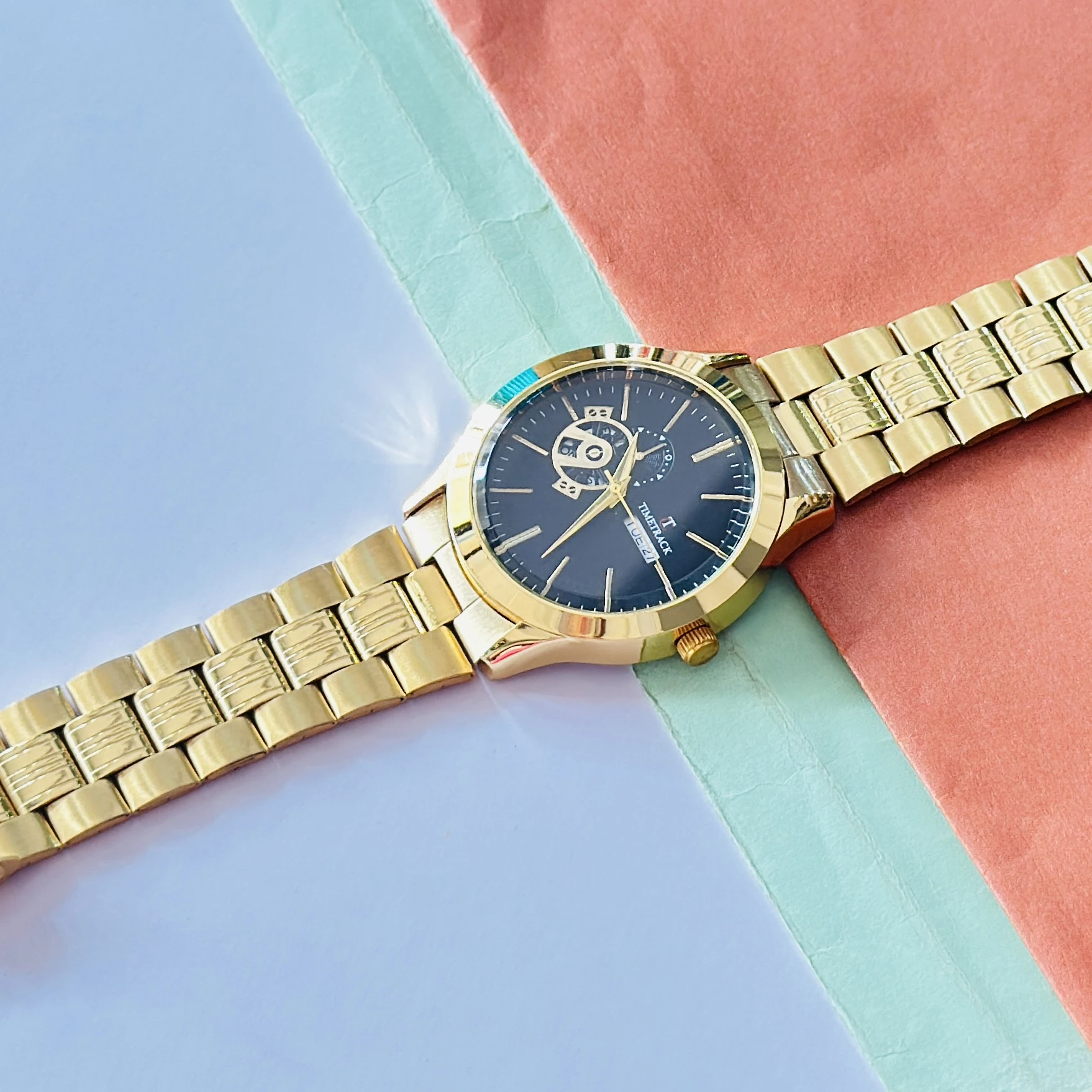 Quartz Analog Watch