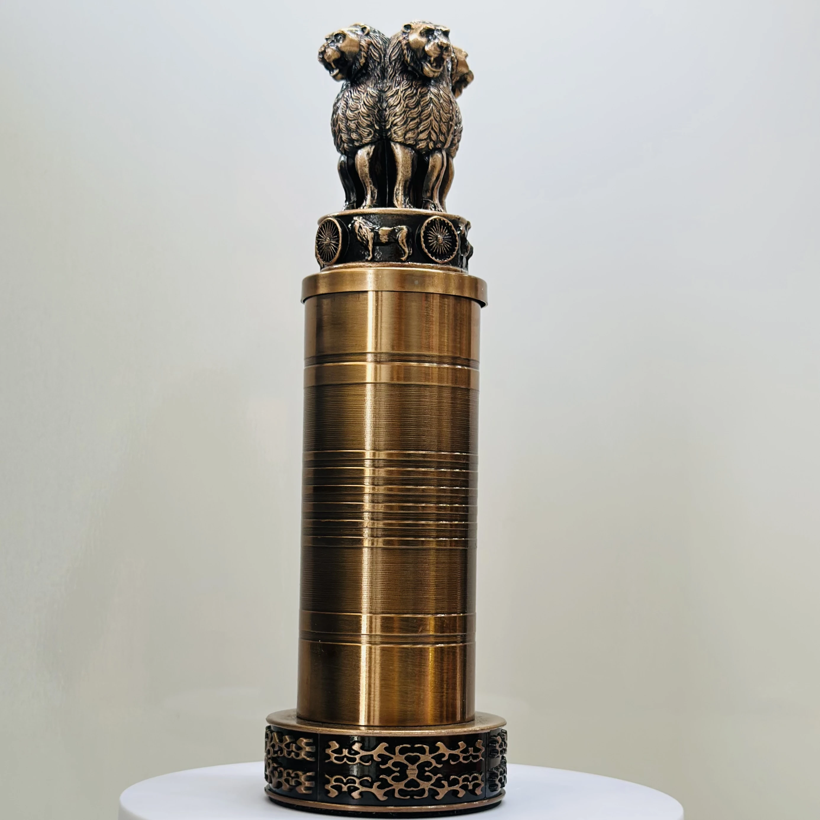 Decorative replica of the Lion Capital of Ashoka, which is the national emblem of India.