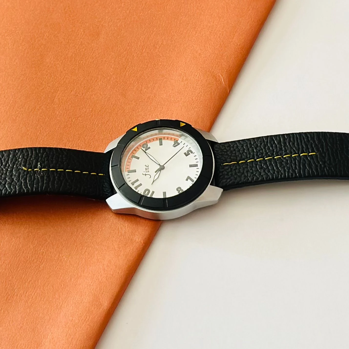 Black analog watch For man’s