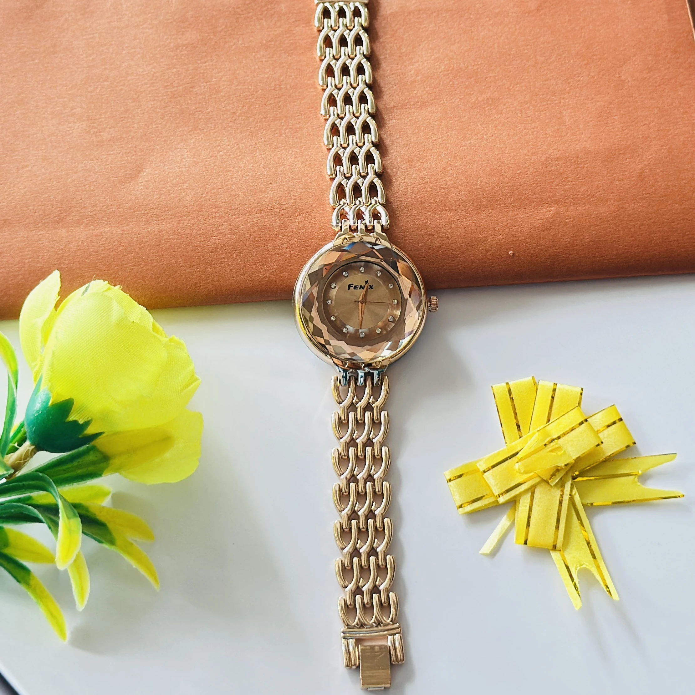 Rose  gold analog watch for women