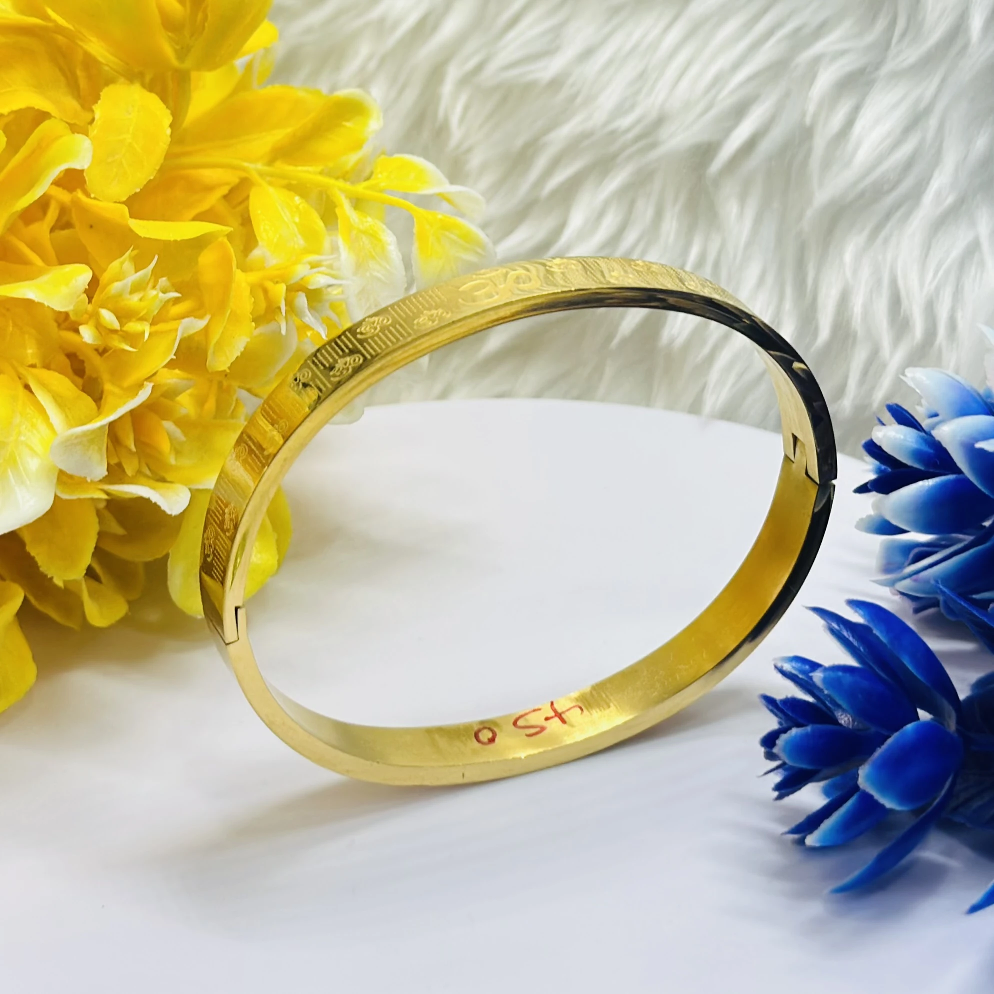 Gold plated Breslet (Kada)