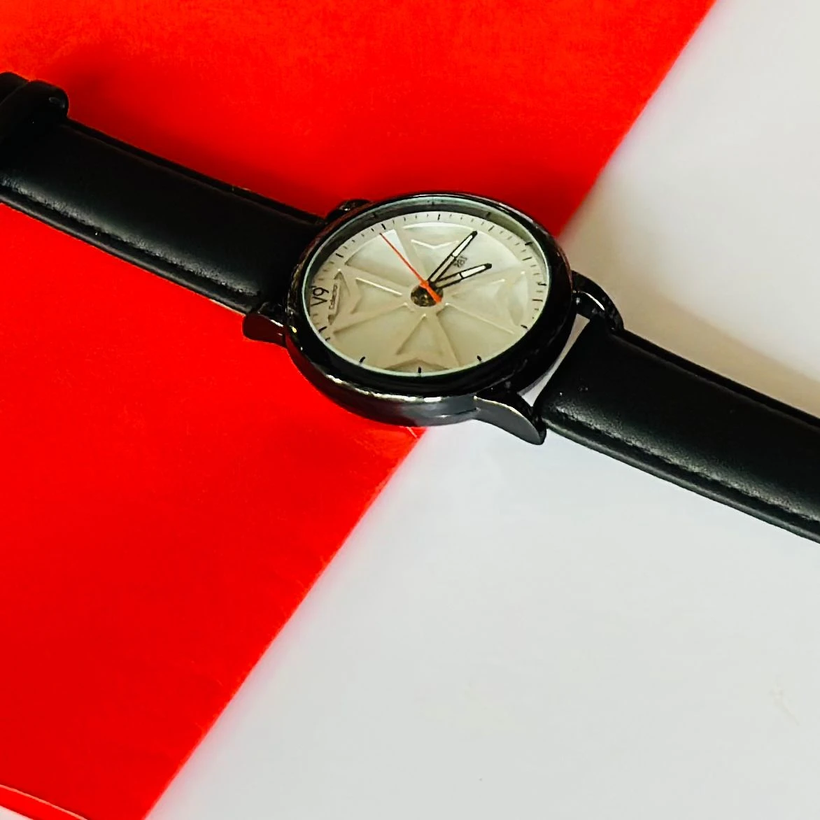 Black analog watch For man’s