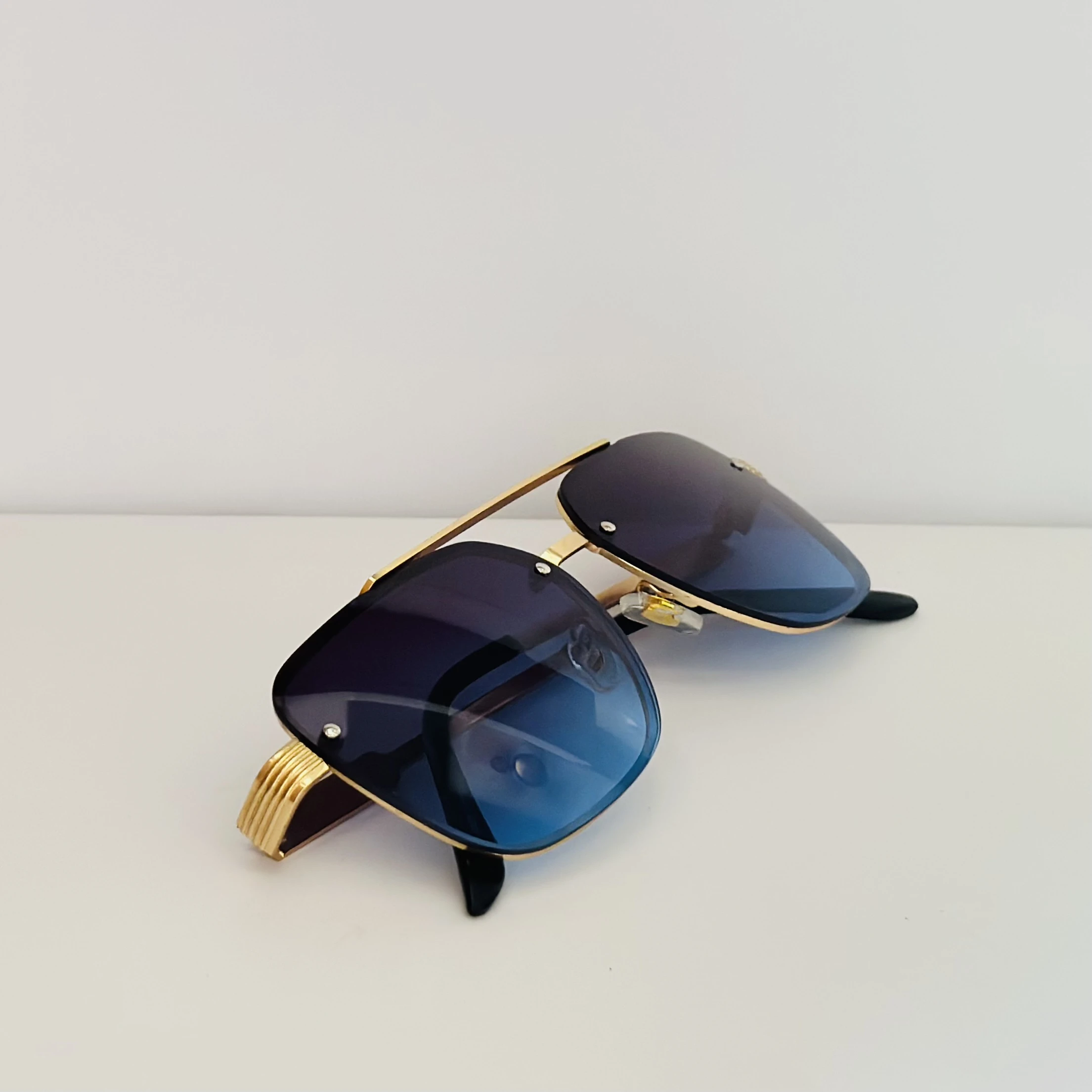 IDOR UV Protected Premium Metal Sunglass