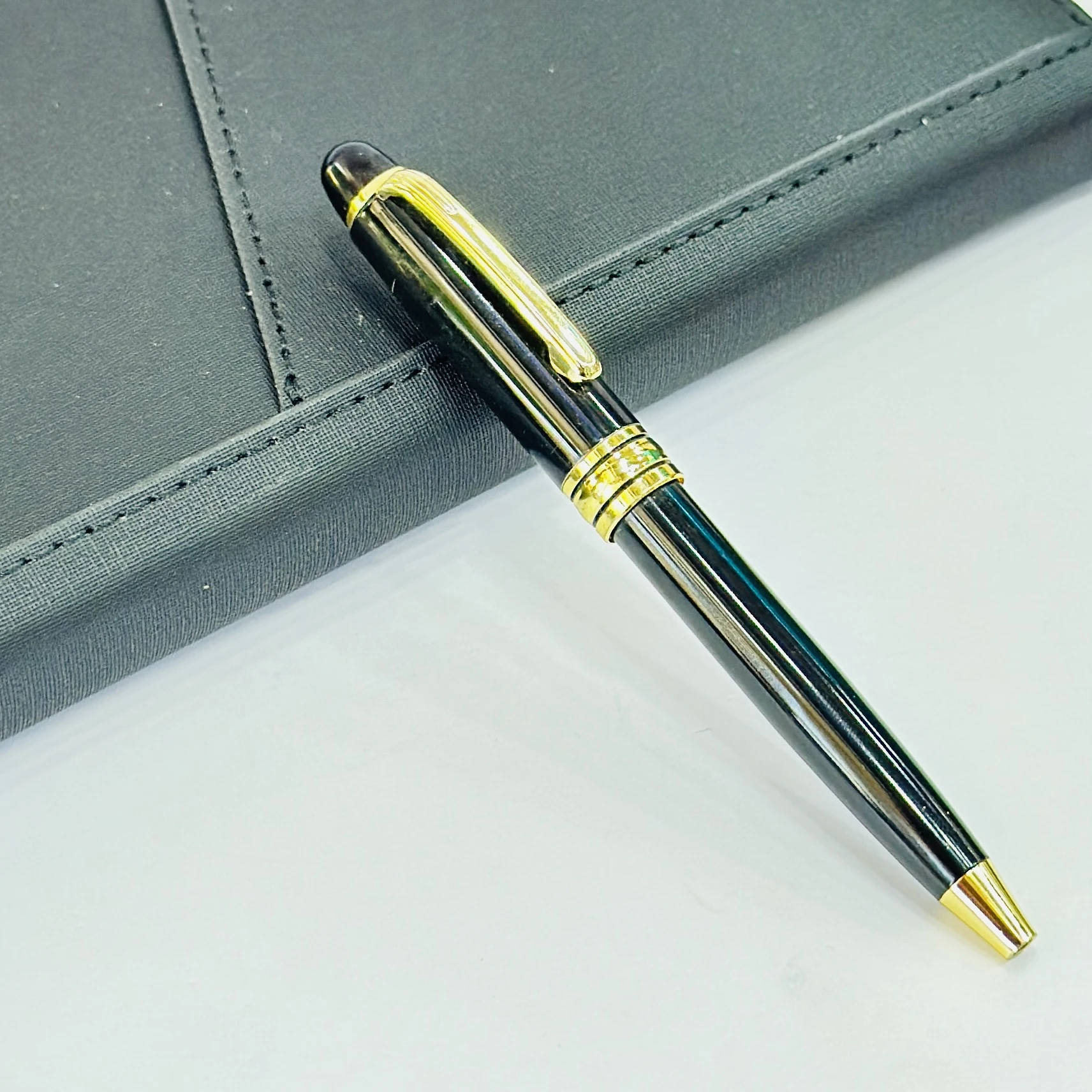 Cross Classic Century Medalist ballpoint