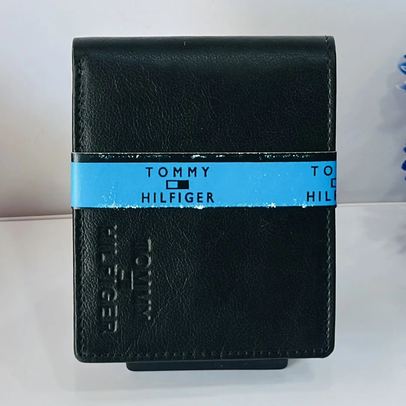 Tommy Hilfiger Men Black Solid Genuine Leather Two Fold Walle