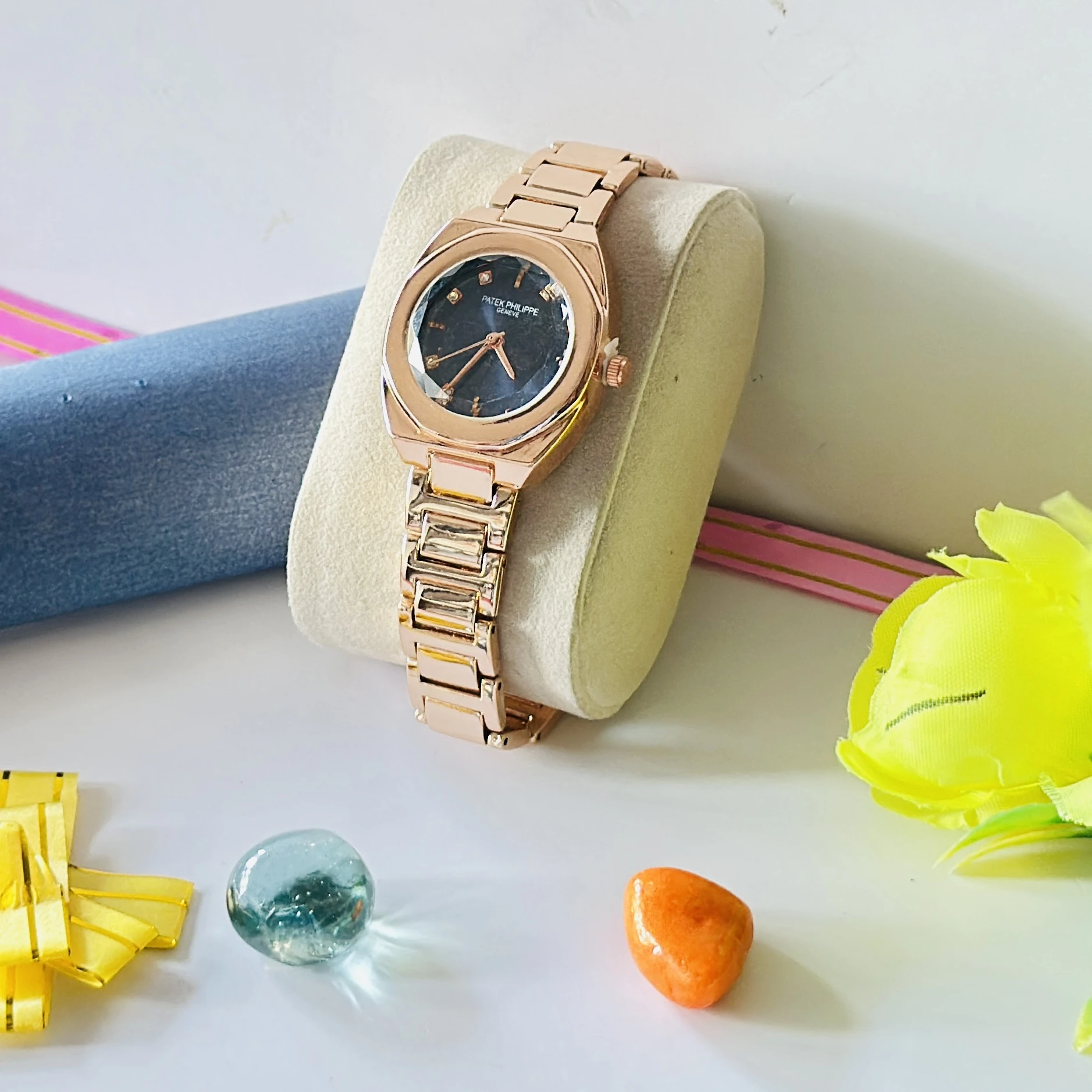 Quartz Analogue Watch for girls